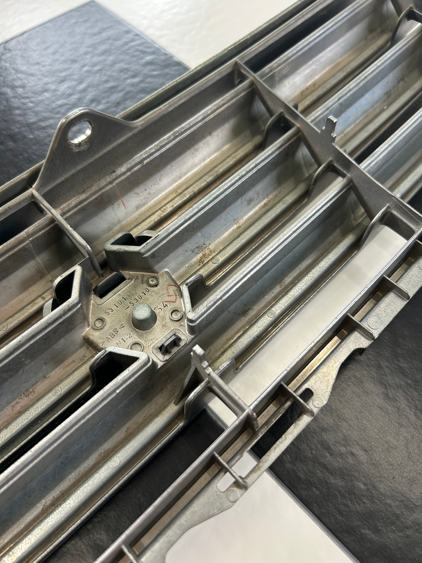 (2/3) Toyota Altezza 3 Bar Grill