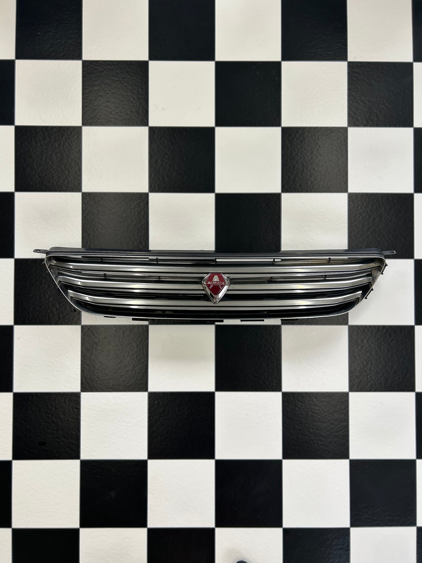 (1/4) Toyota Altezza 3 Bar Grill (w/backplate)