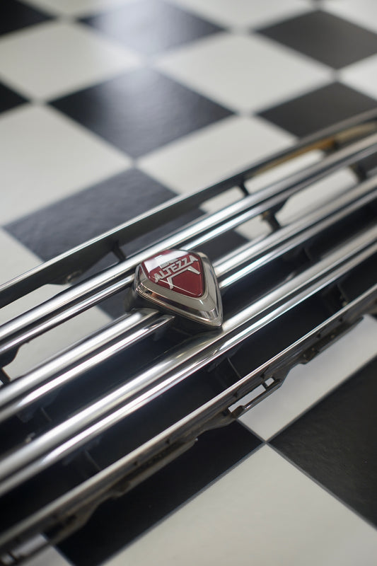 (1/4) Toyota Altezza 3 Bar Grill (w/backplate)