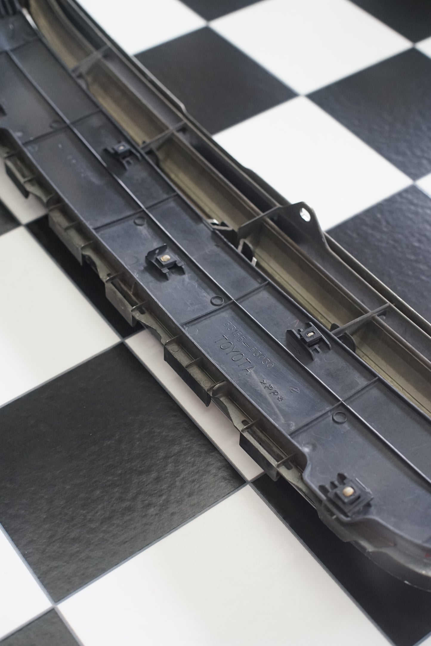 (4/4)Toyota Altezza 3 Bar Grill (w/backplate)