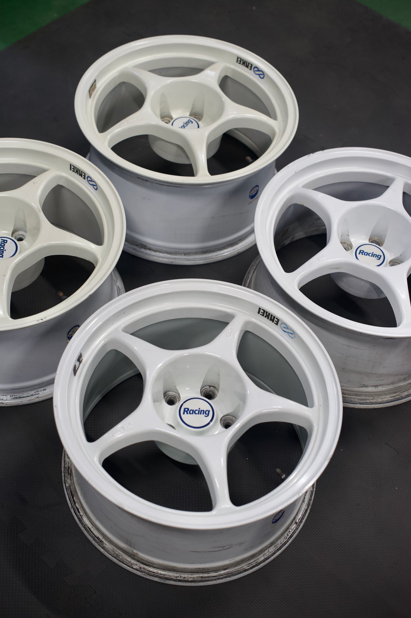 ENKEI Racing RP01 (17")