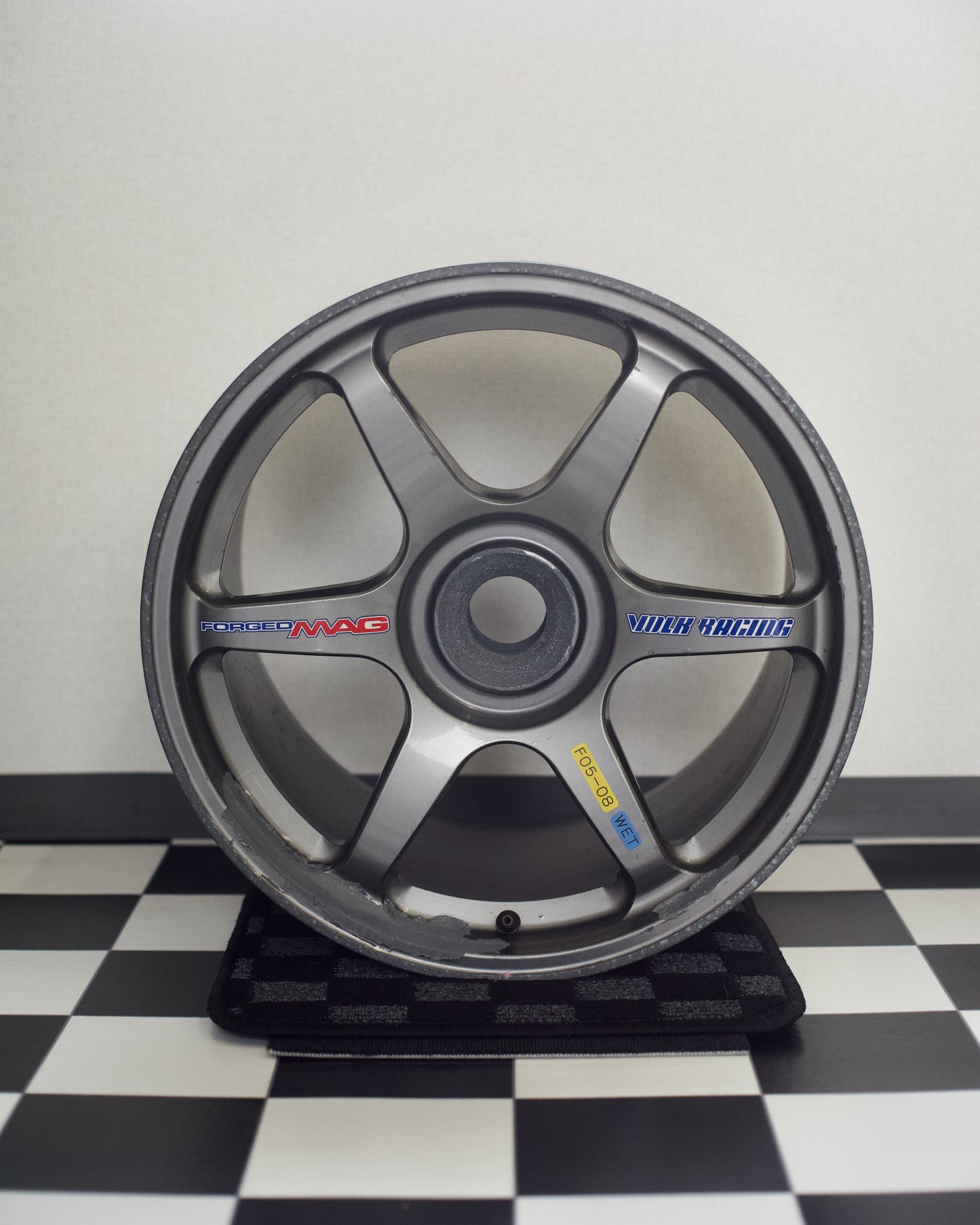 Volk Racing TE37 Centre Lock Race Wheel, Forged MAG