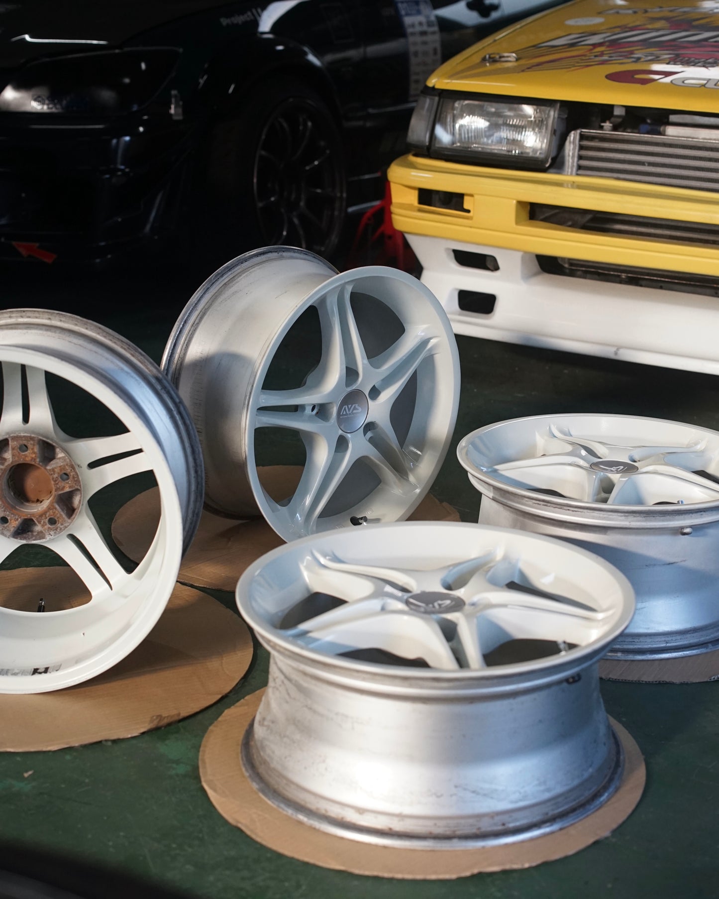 Yokohama AVS VS-5 17" Set