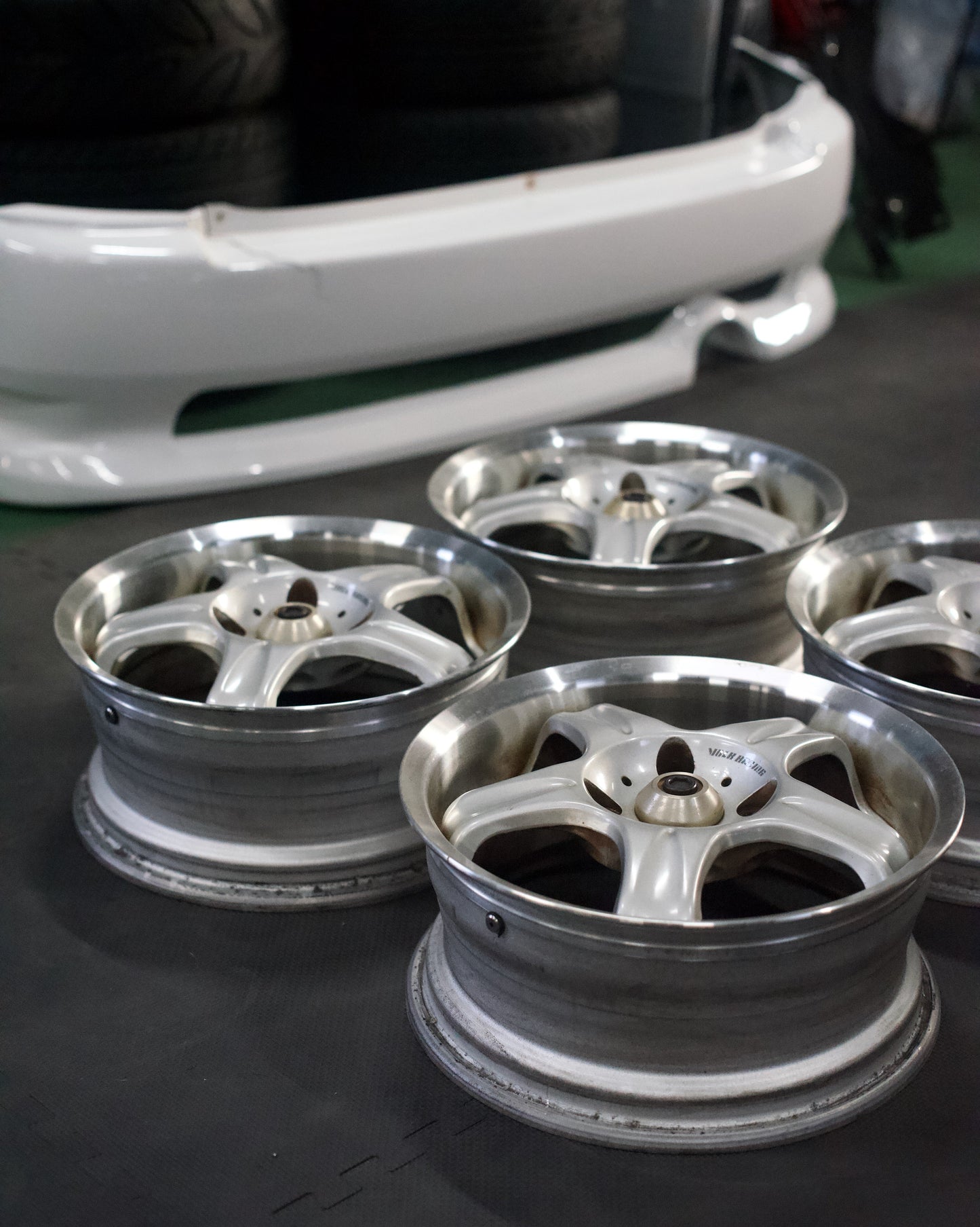 Rays Volk Racing AV Revolution