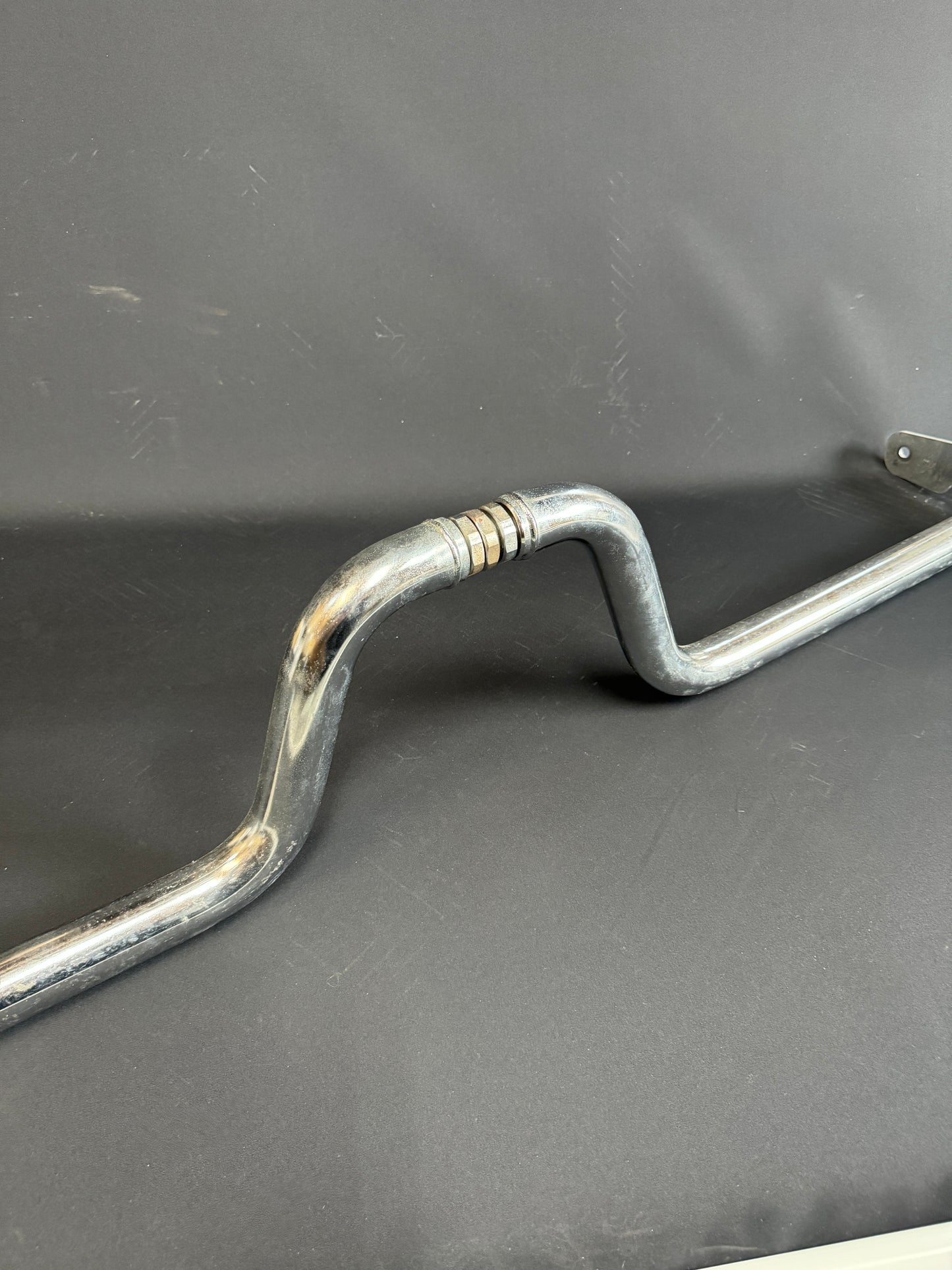 R34 Do-Luck Floor Bar