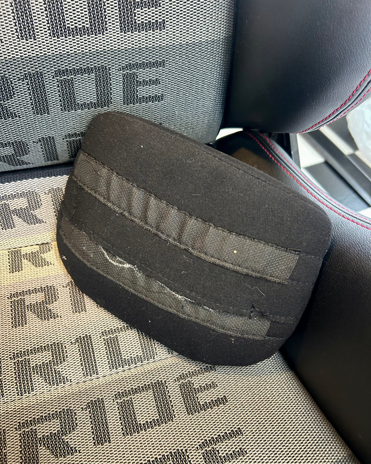 Bride Head Pad - OLD LOGO