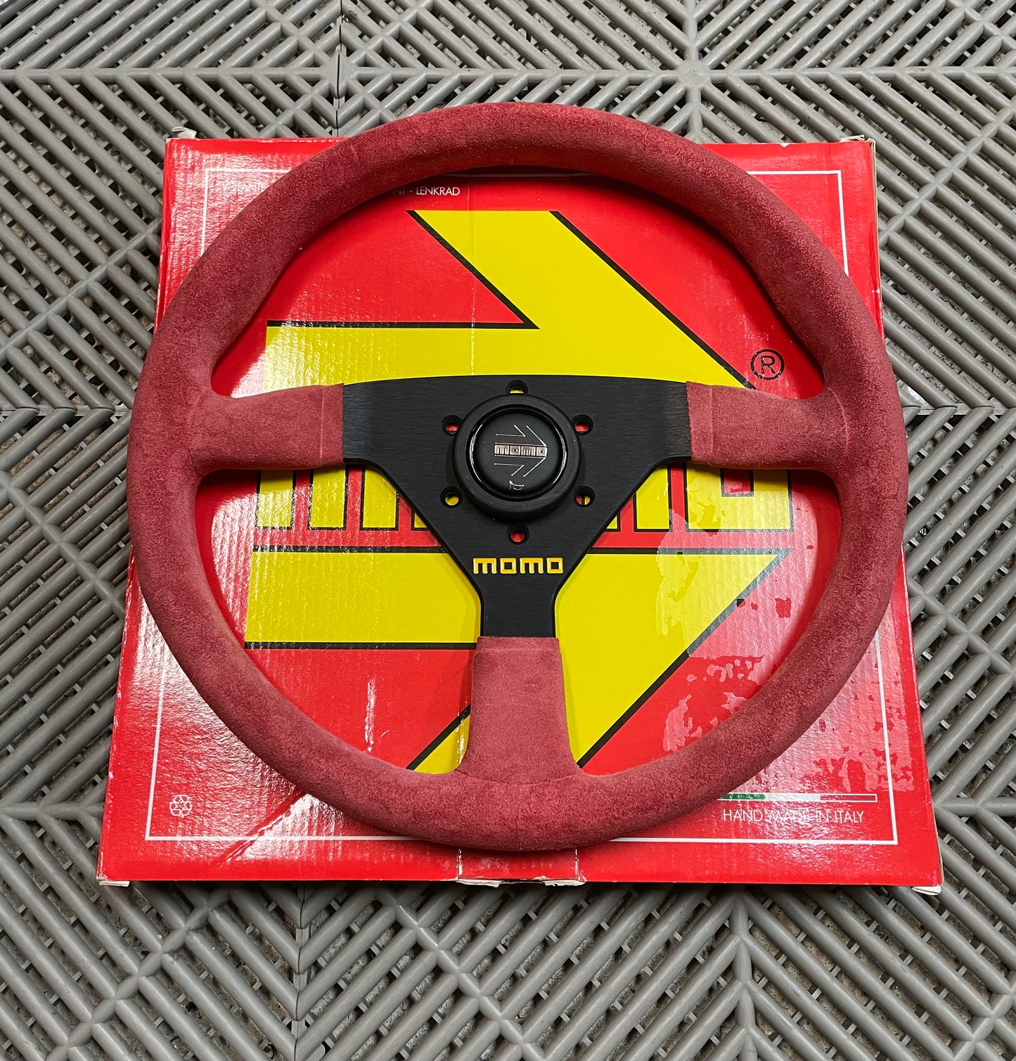 Momo Mod 78 Red Suede
