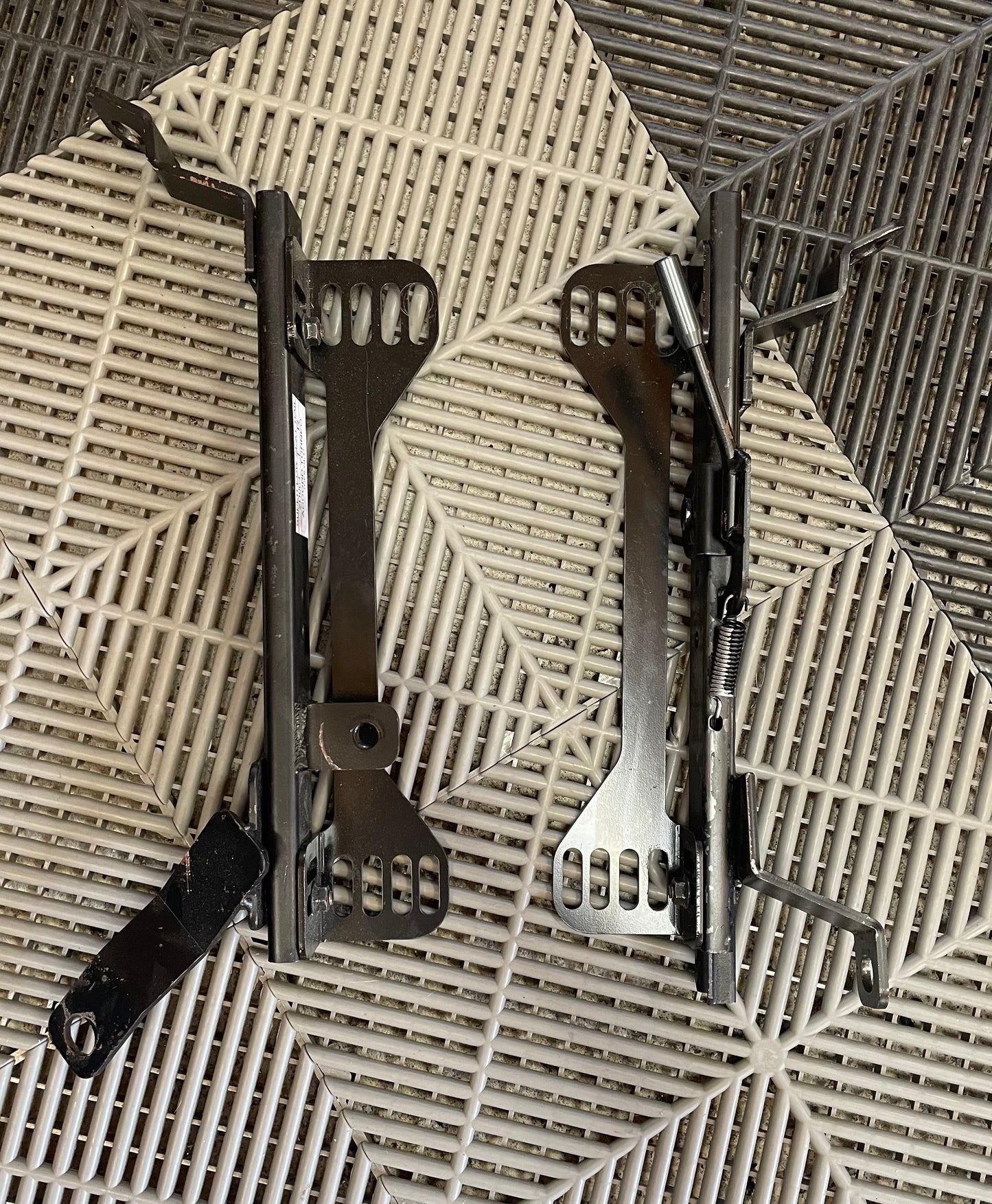 Honda Accord Euro R CL1/CF6 Super low side mount seat rail