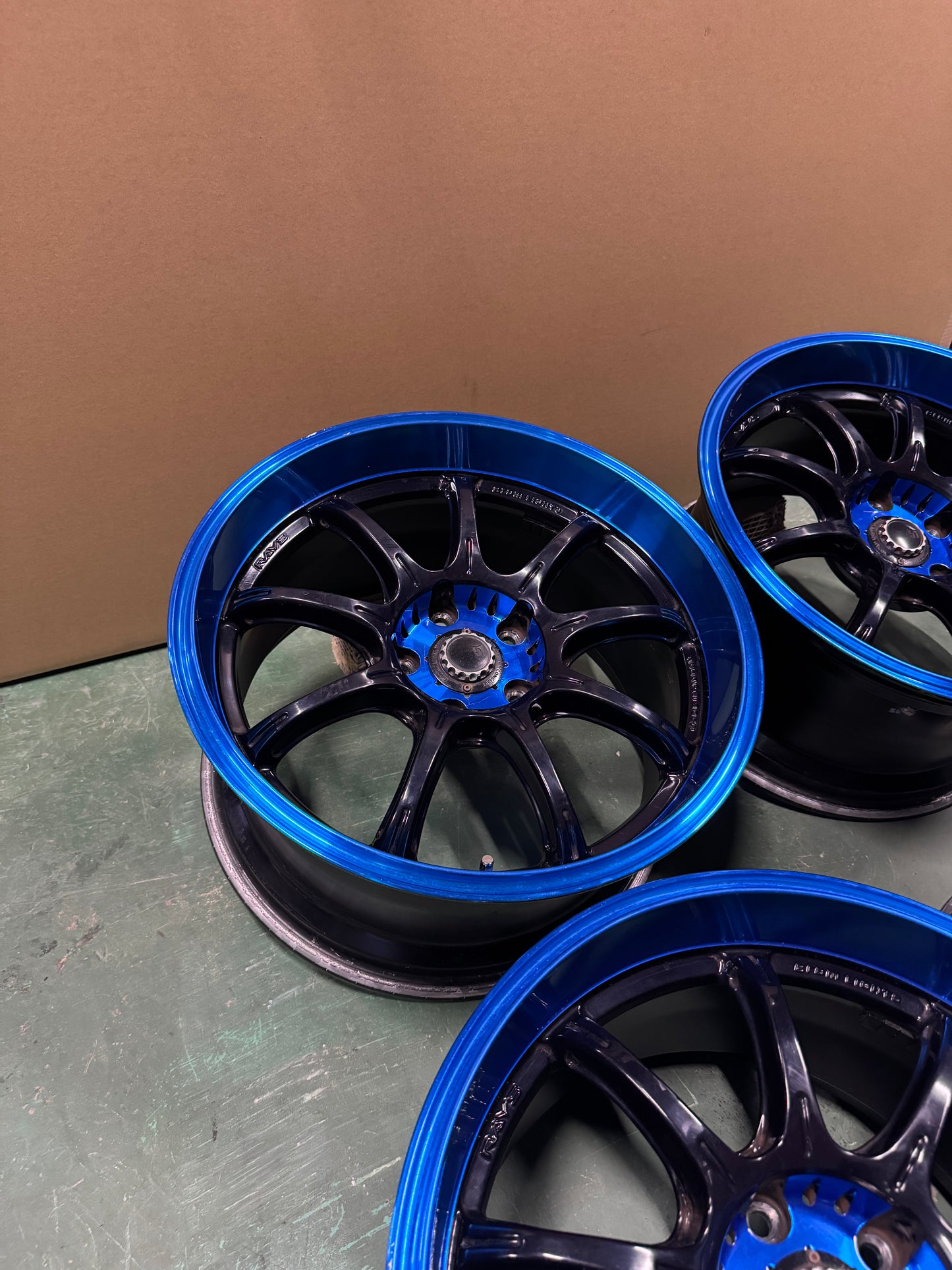 Gram Lights 57 Gainer 18 Inch Set