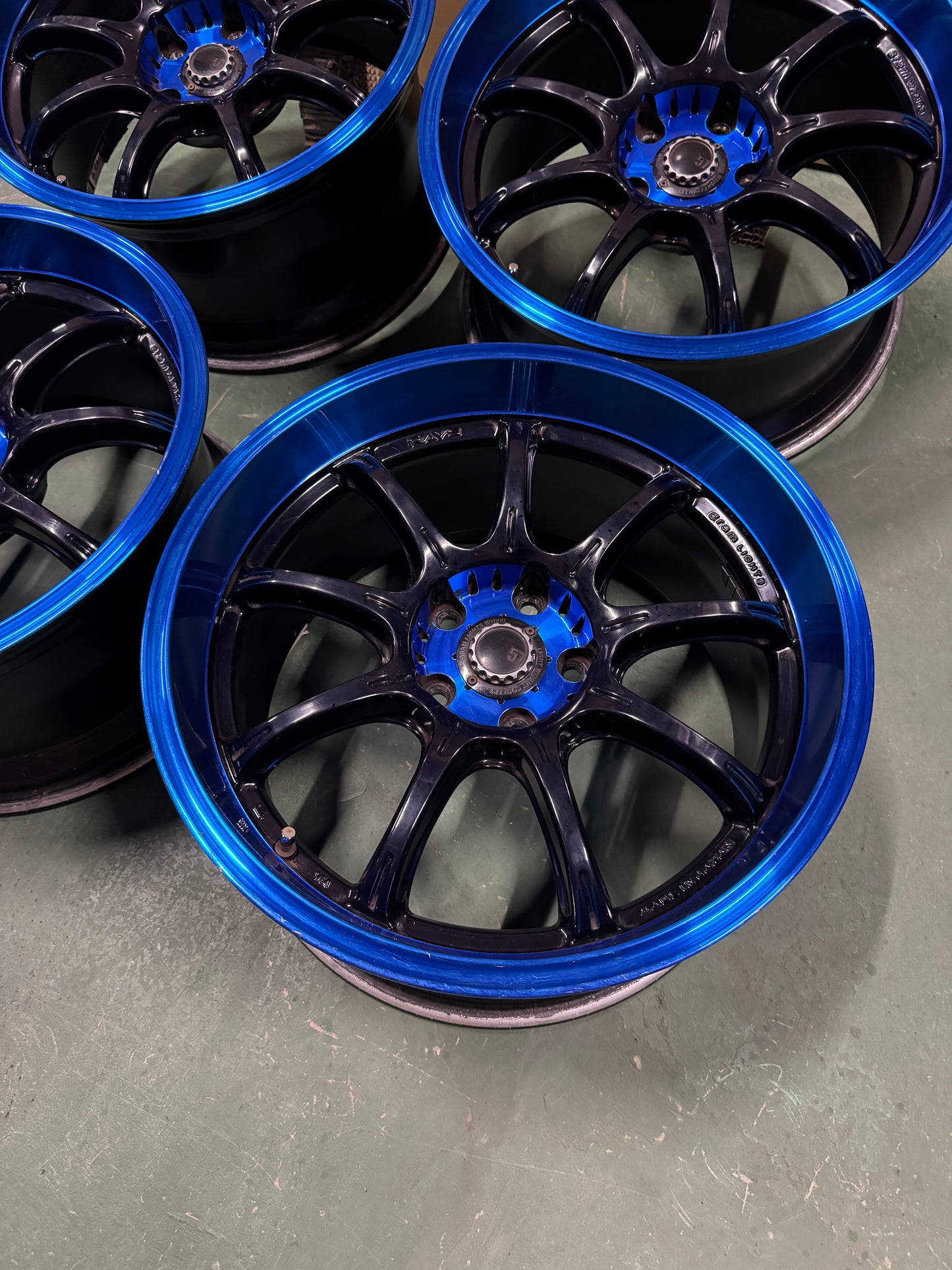 Gram Lights 57 Gainer 18 Inch Set