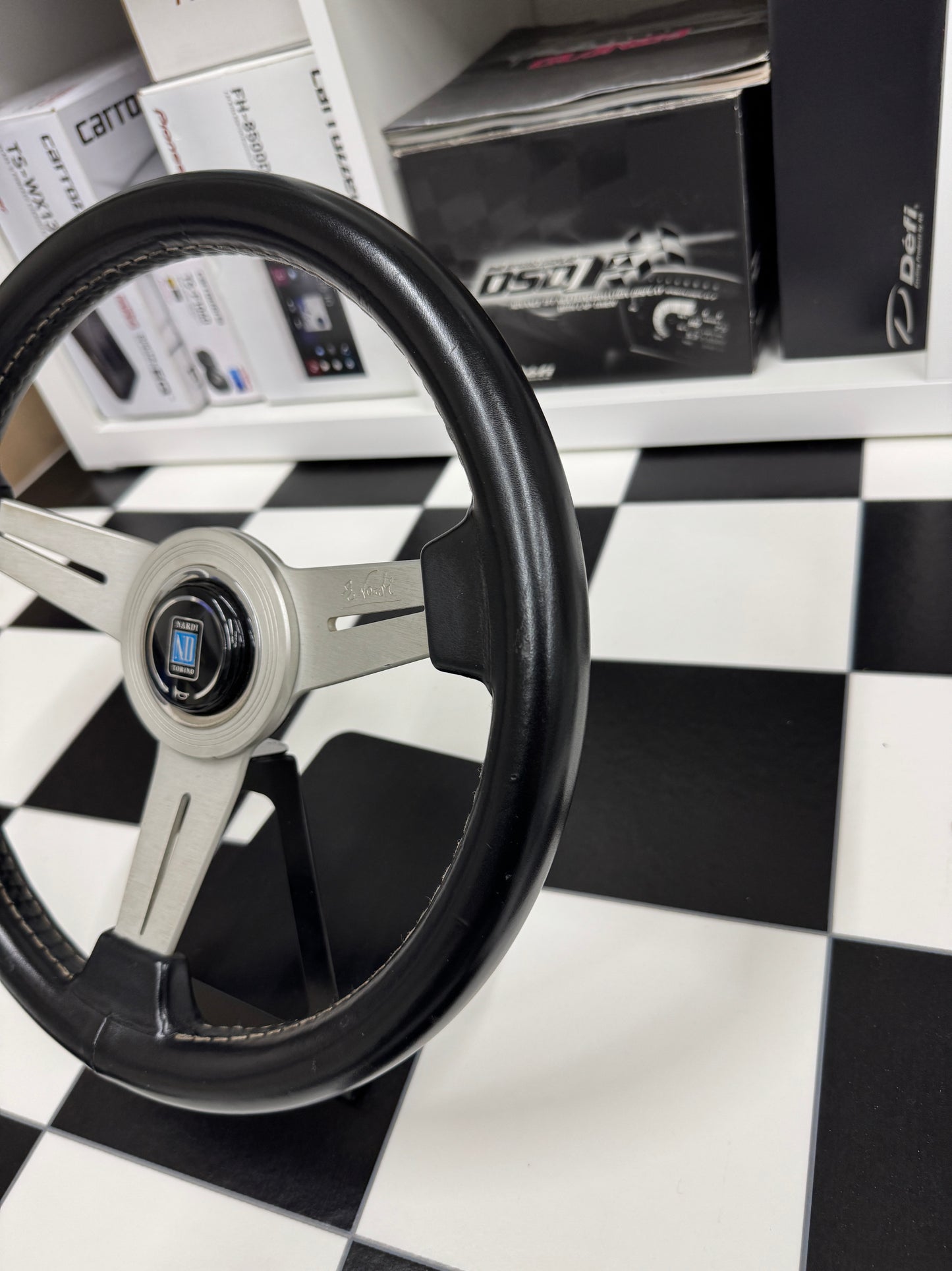 Nardi Classic 330mm