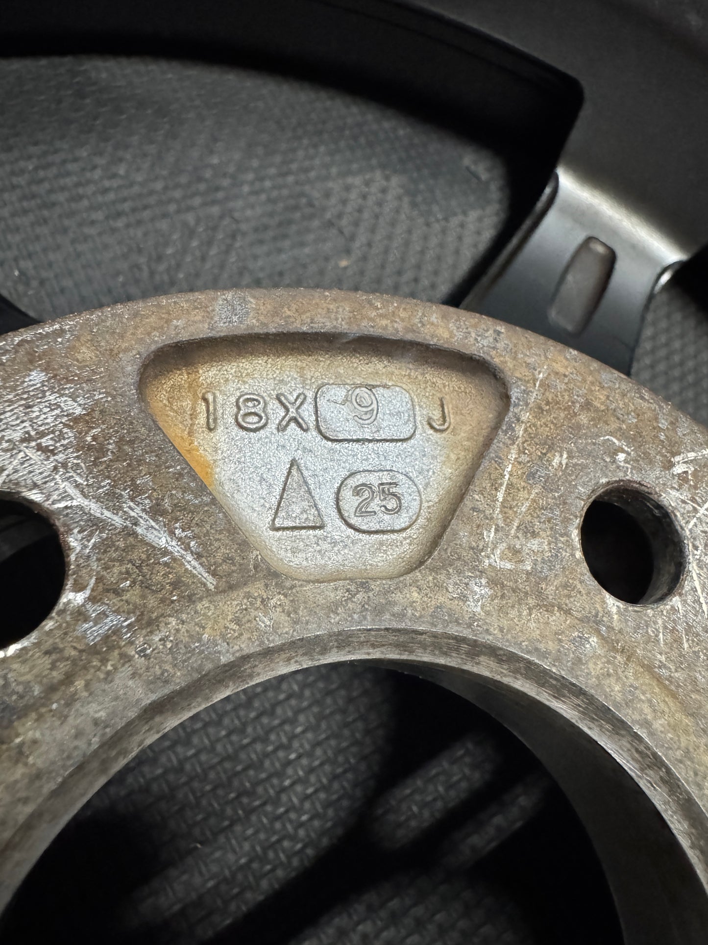 Advan TC-3 18 Inch Set