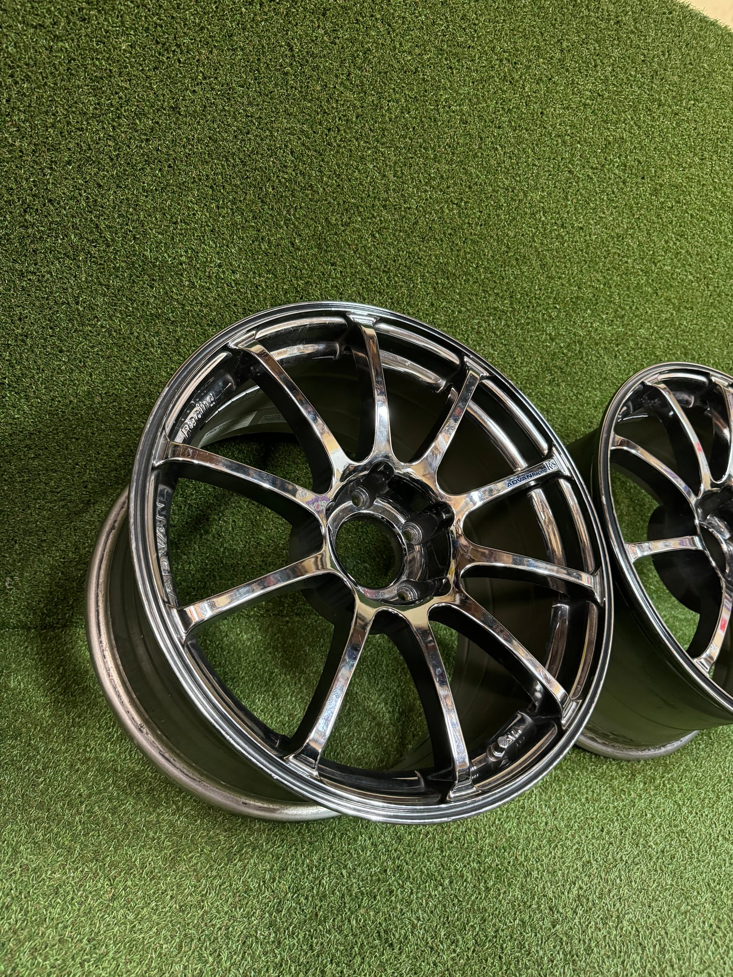 Advan RS Chrome Pair