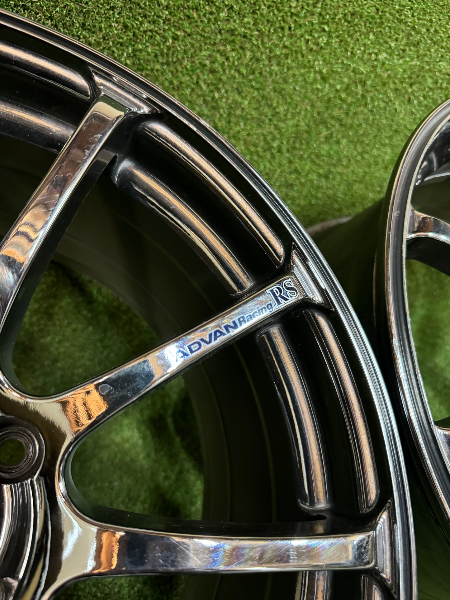 Advan RS Chrome Pair