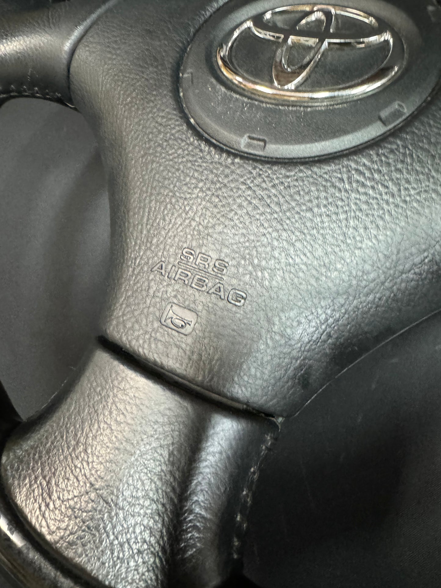 JZX110 Mark 2/ Verossa OEM steering wheel