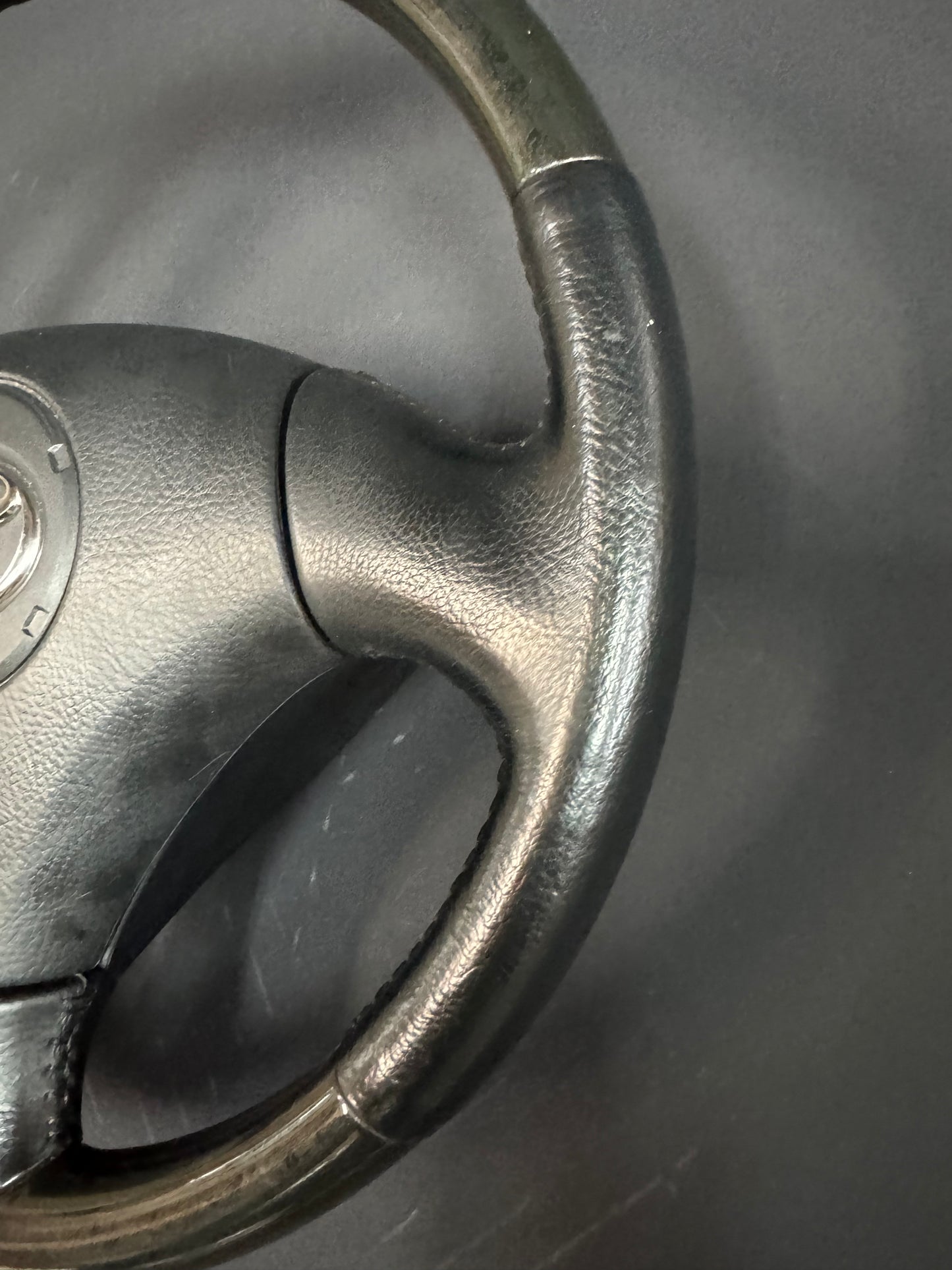 JZX110 Mark 2/ Verossa OEM steering wheel