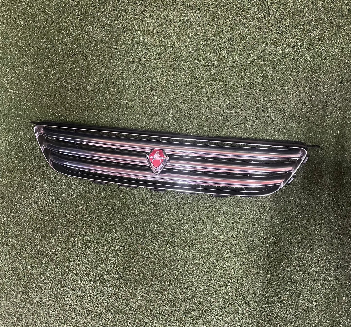 Toyota Altezza Chrome Grill