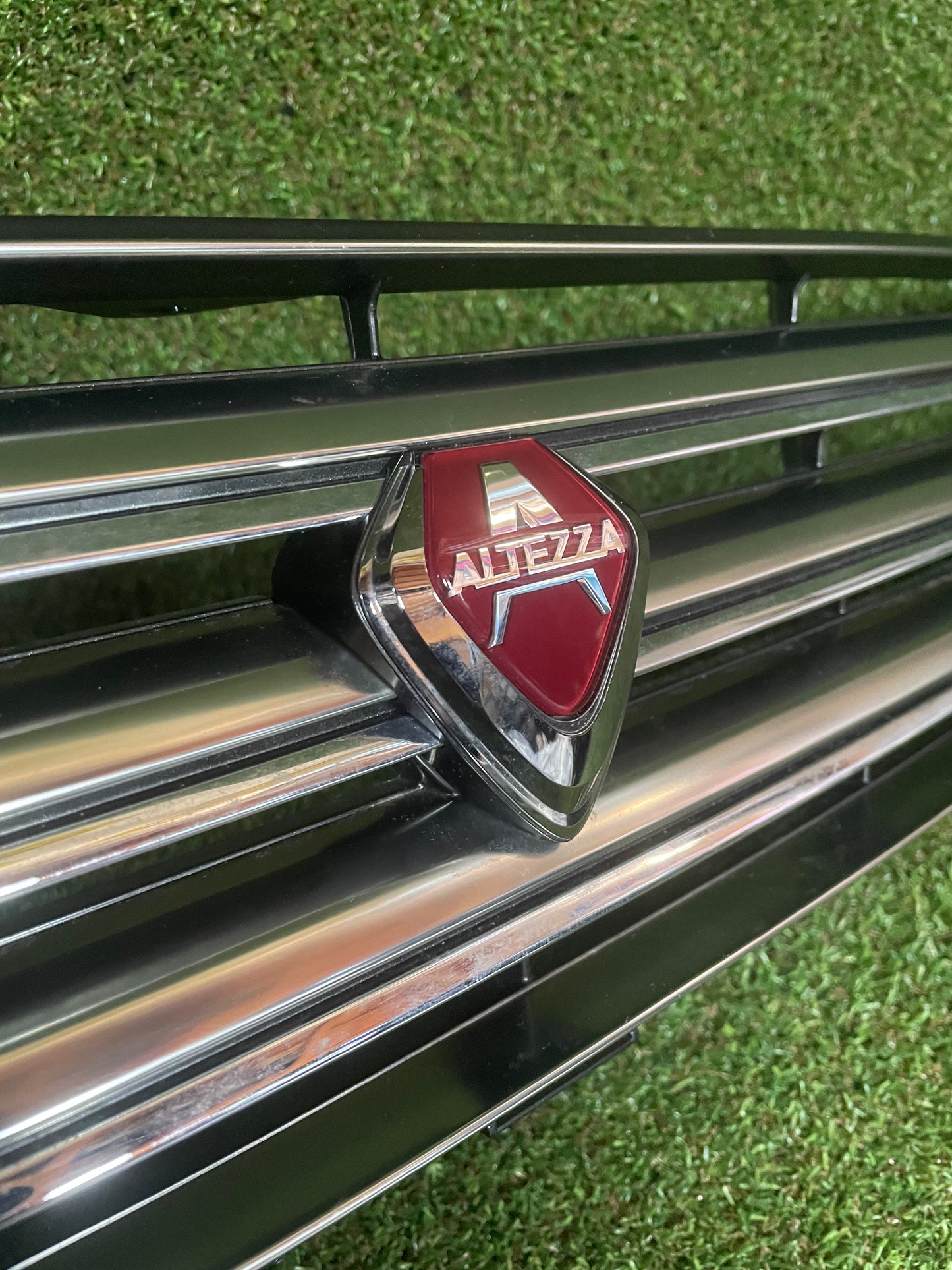Toyota Altezza Chrome Grill