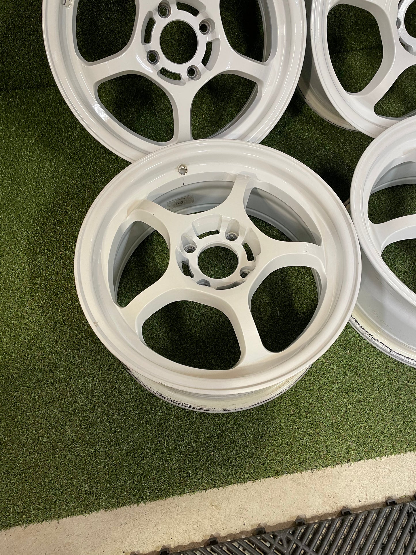 Unknown Maker - 15 Inch lightweight set