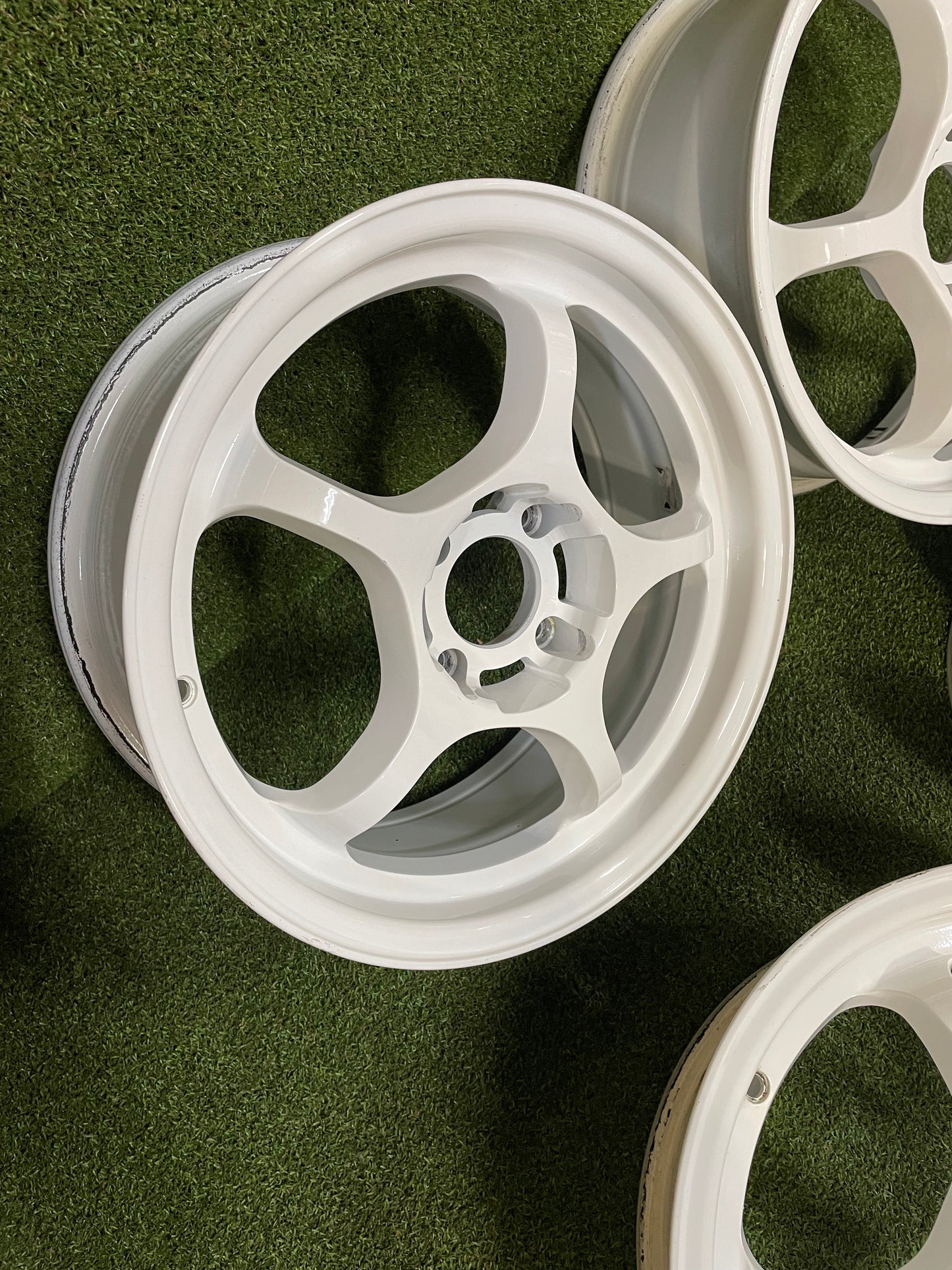 Unknown Maker - 15 Inch lightweight set