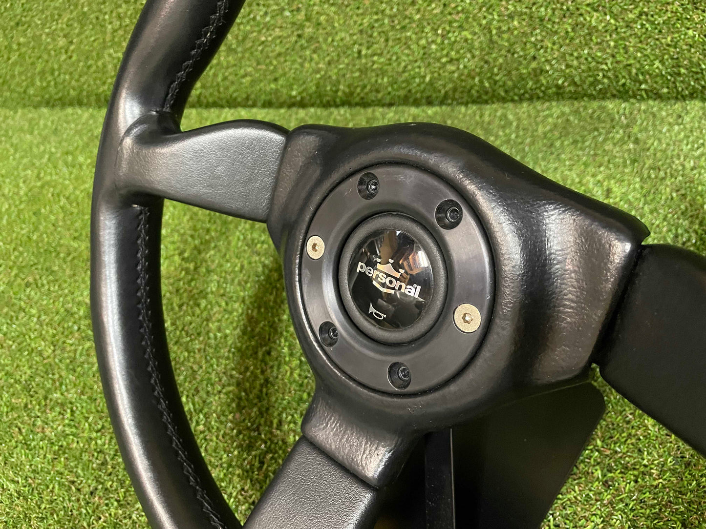 350mm Personal Grinta with center pad