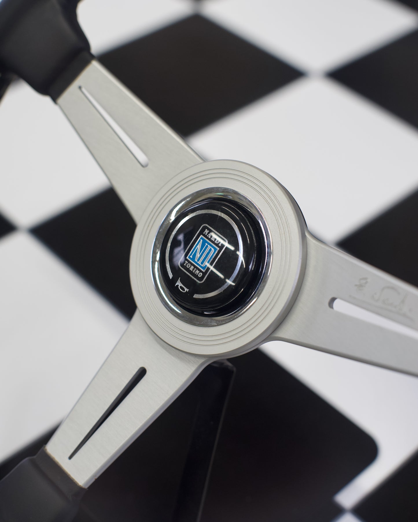 Nardi Classic 360mm Silver