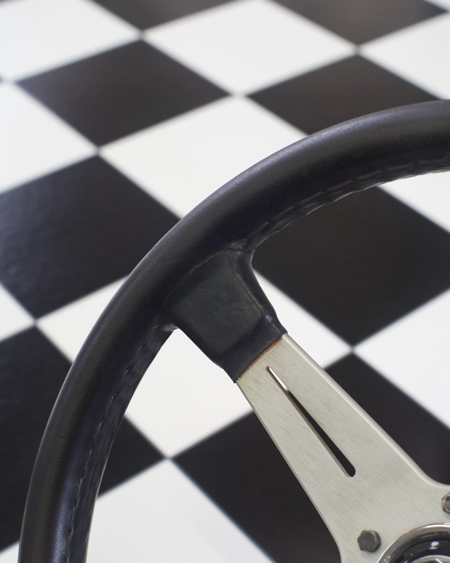 Nardi Classic Silver 365mm