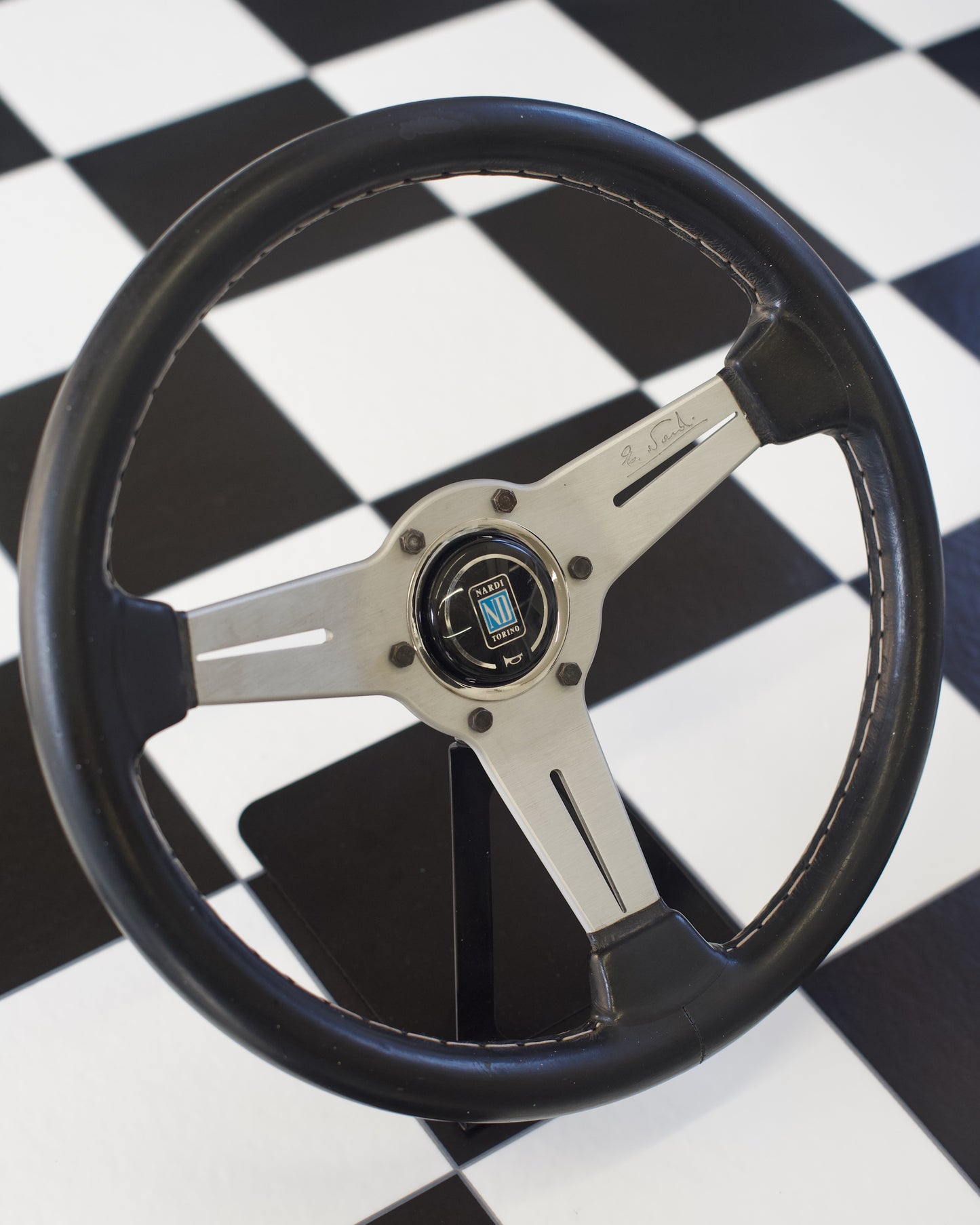 Nardi Classic Silver 340mm