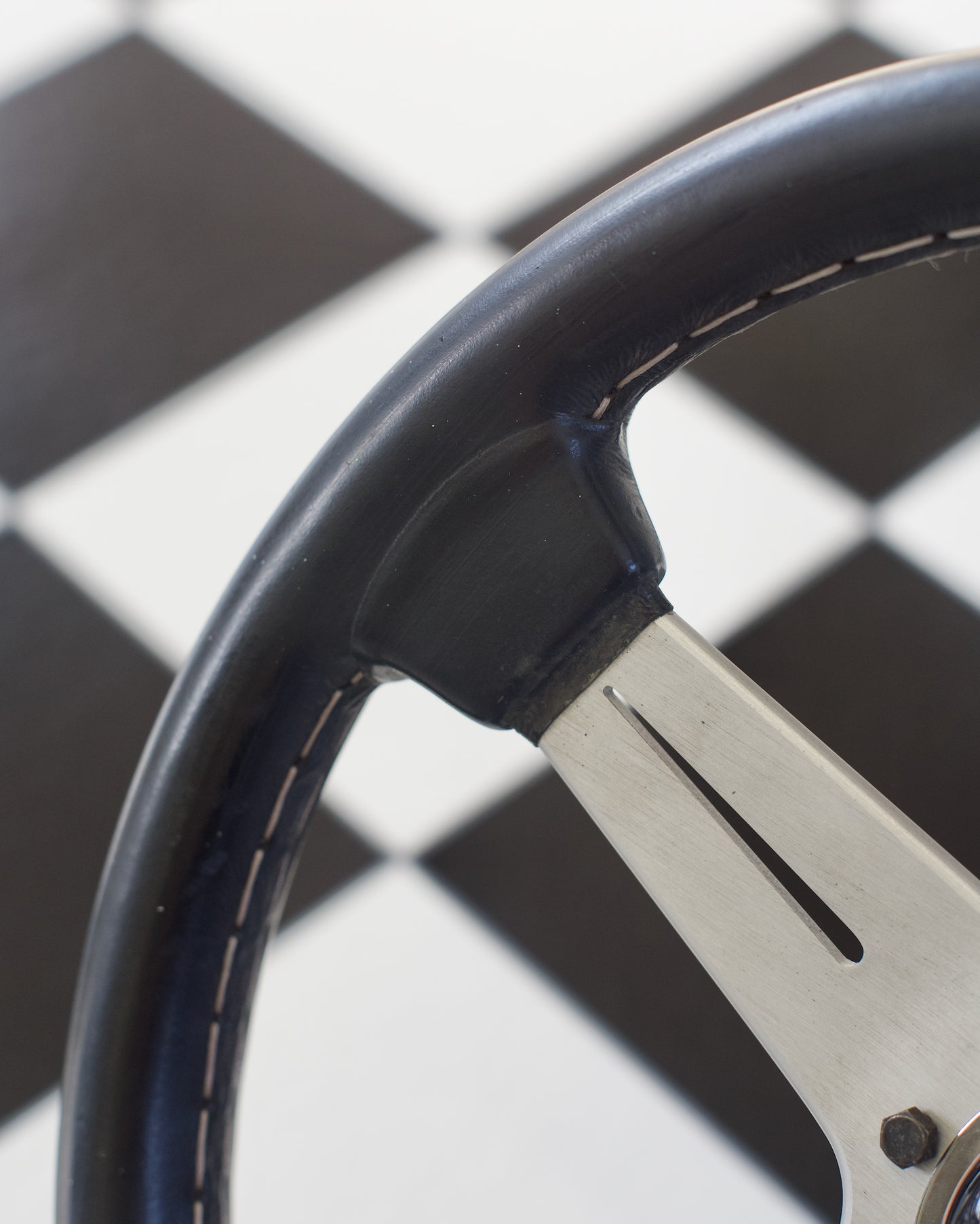 Nardi Classic Silver 340mm