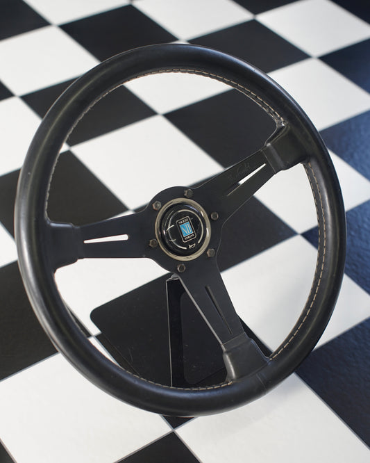 Nardi Classic 360mm Black