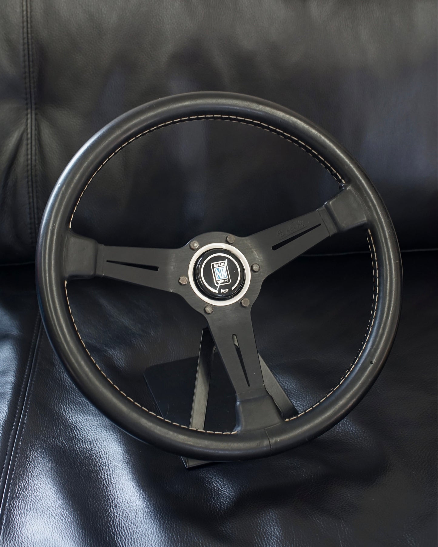 Nardi Classic 360mm Black