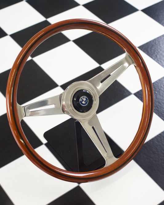 Nardi Classic Wood 365mm with BMW Horn Button