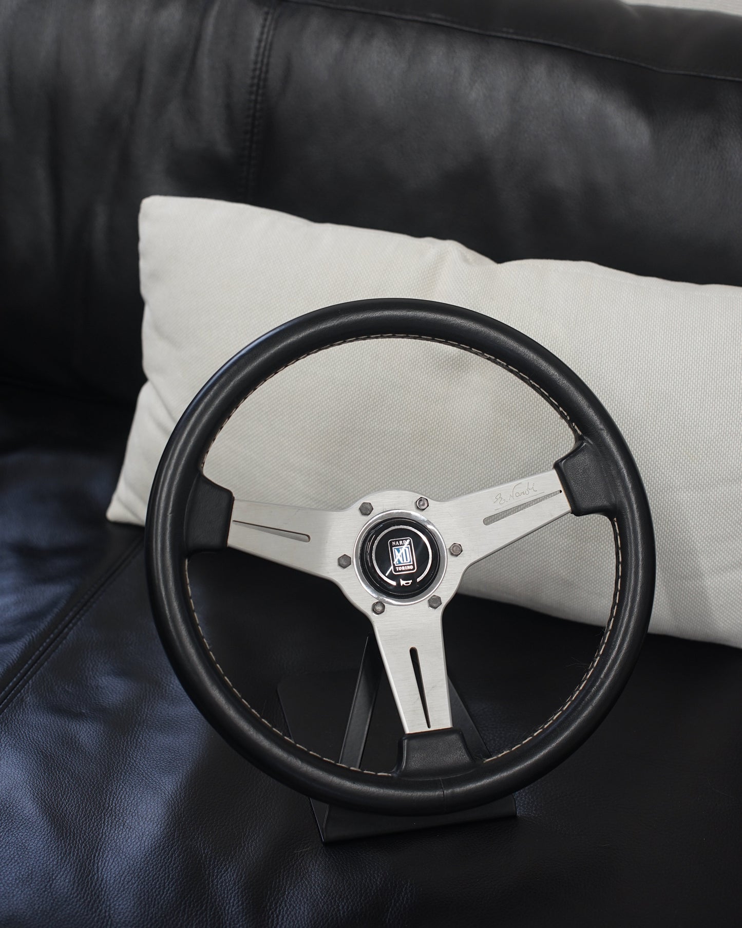 Nardi Classic Silver 330mm