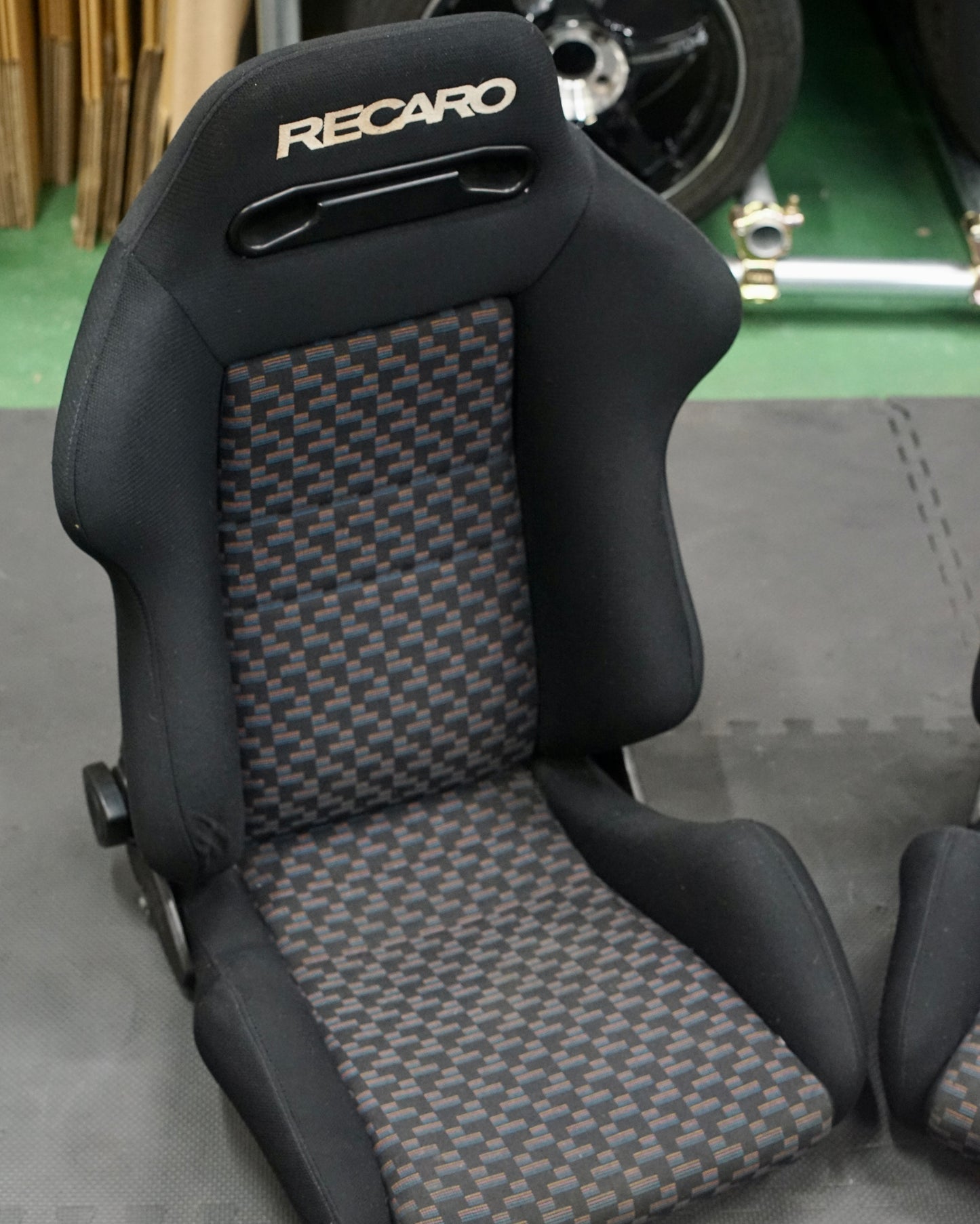 Recaro SR2 Indie Pair
