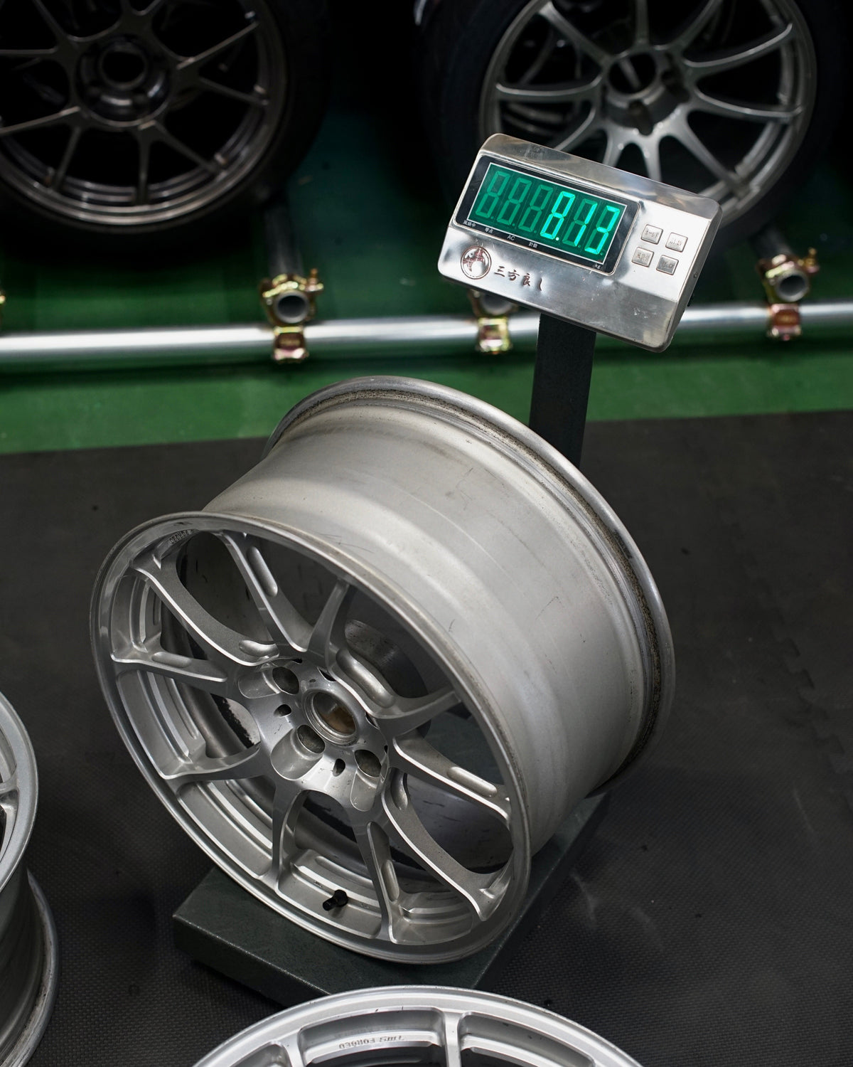 TWS Motorsport T66-F (18")