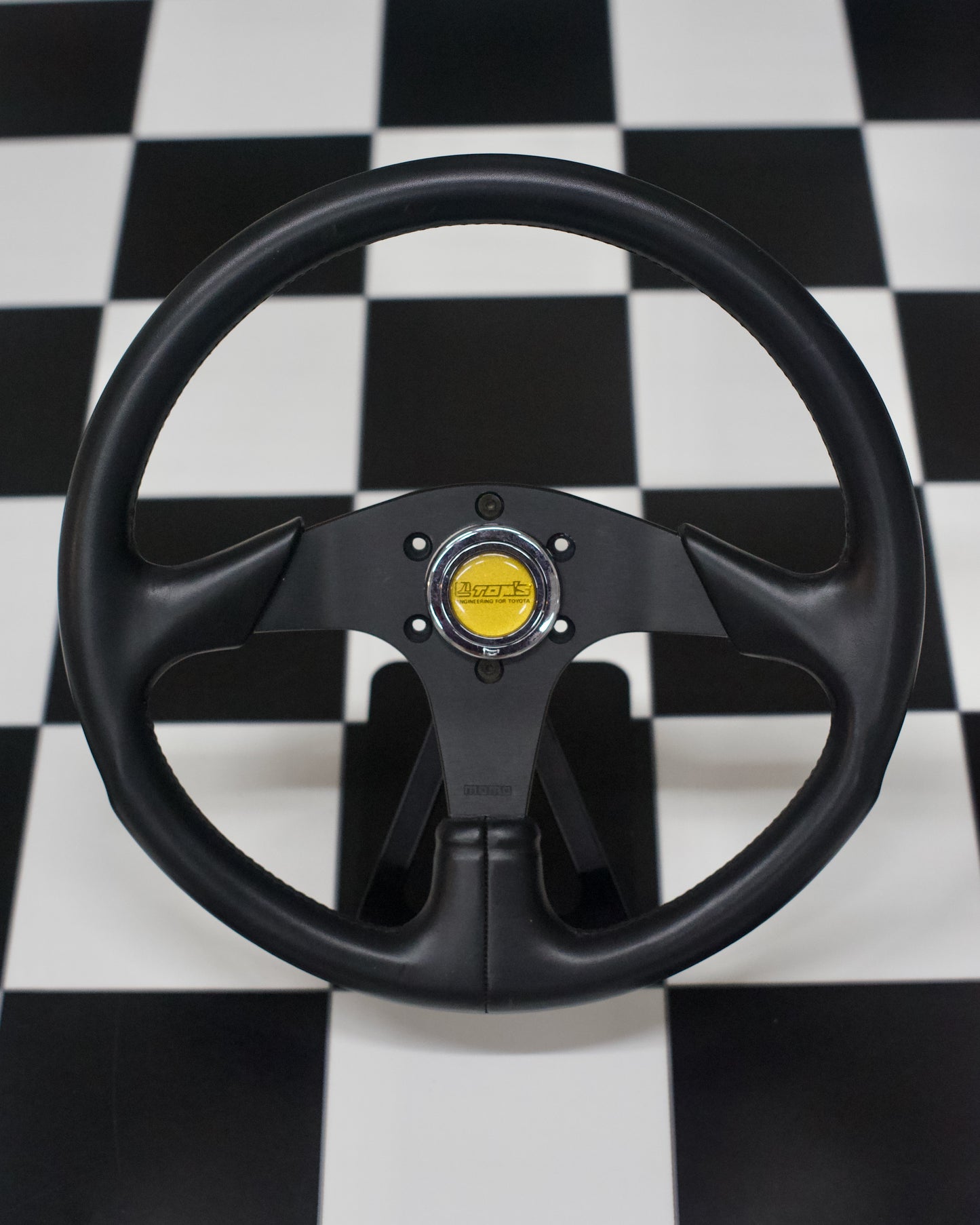 Momo Panther - Tom’s Horn