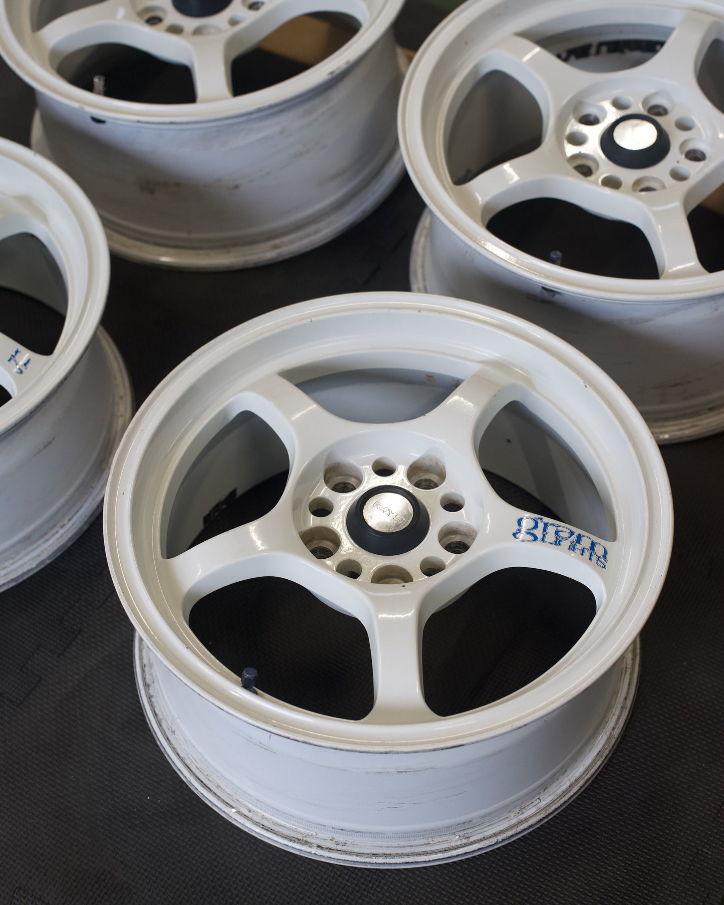 Rays Gram Lights 57C (16")