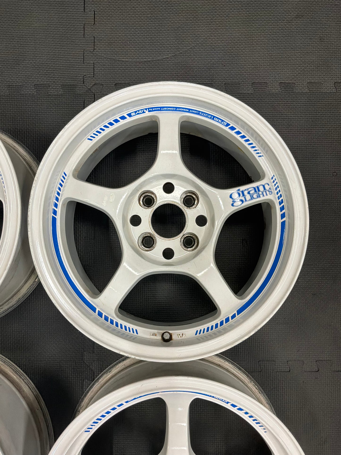 Rays Gram Lights 57C (16")
