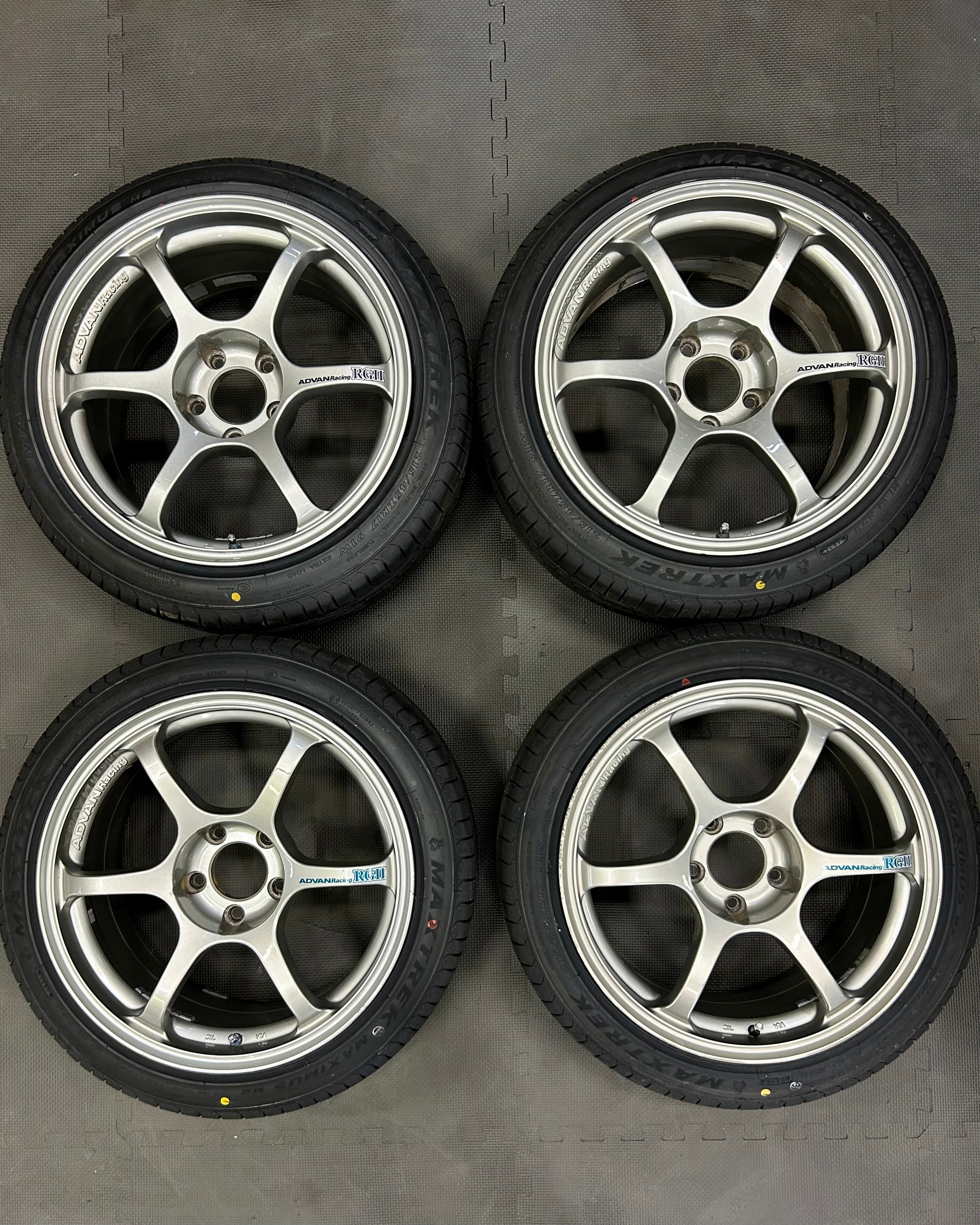 Advan RG2 (17