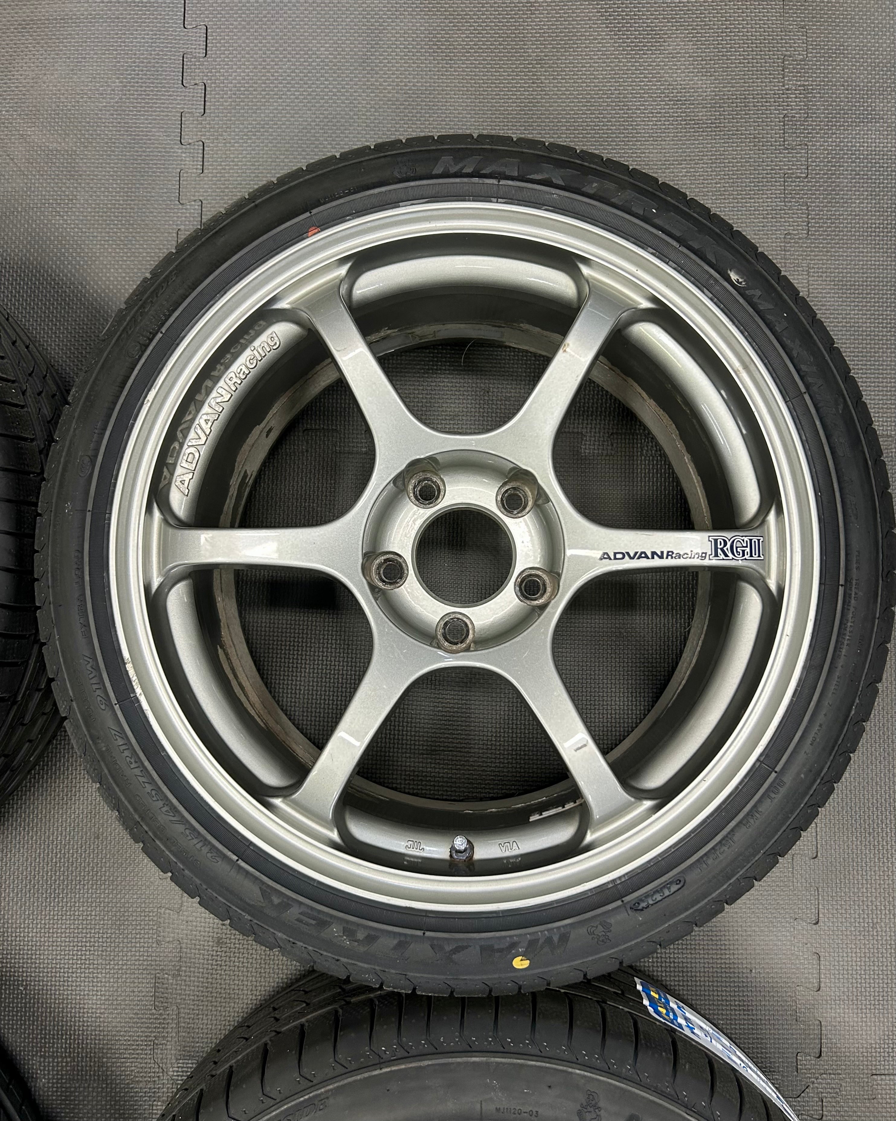 Advan RG2 (17