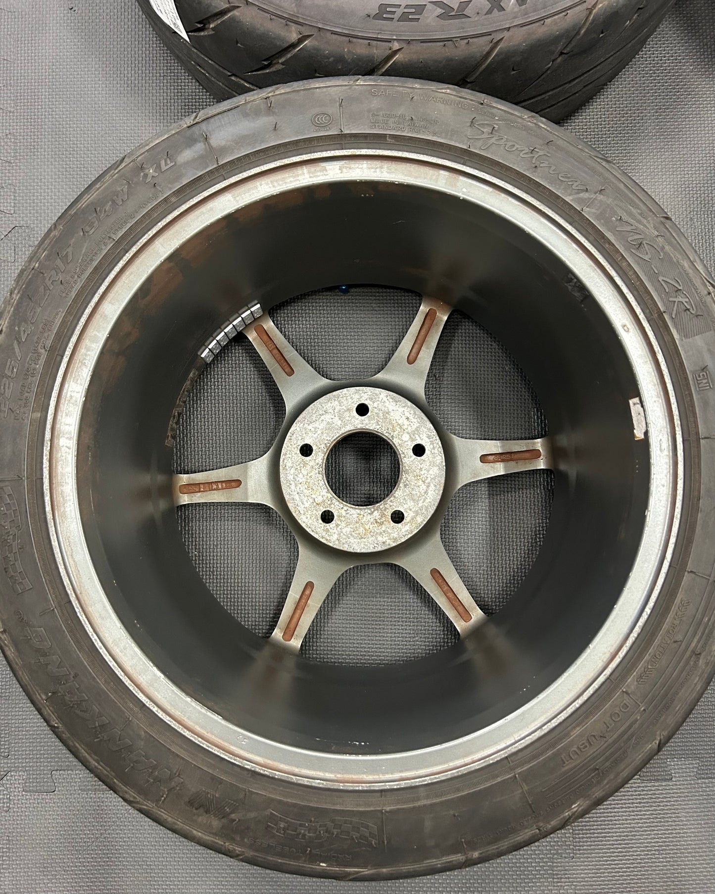 BuddyClub Racing P1 (17")