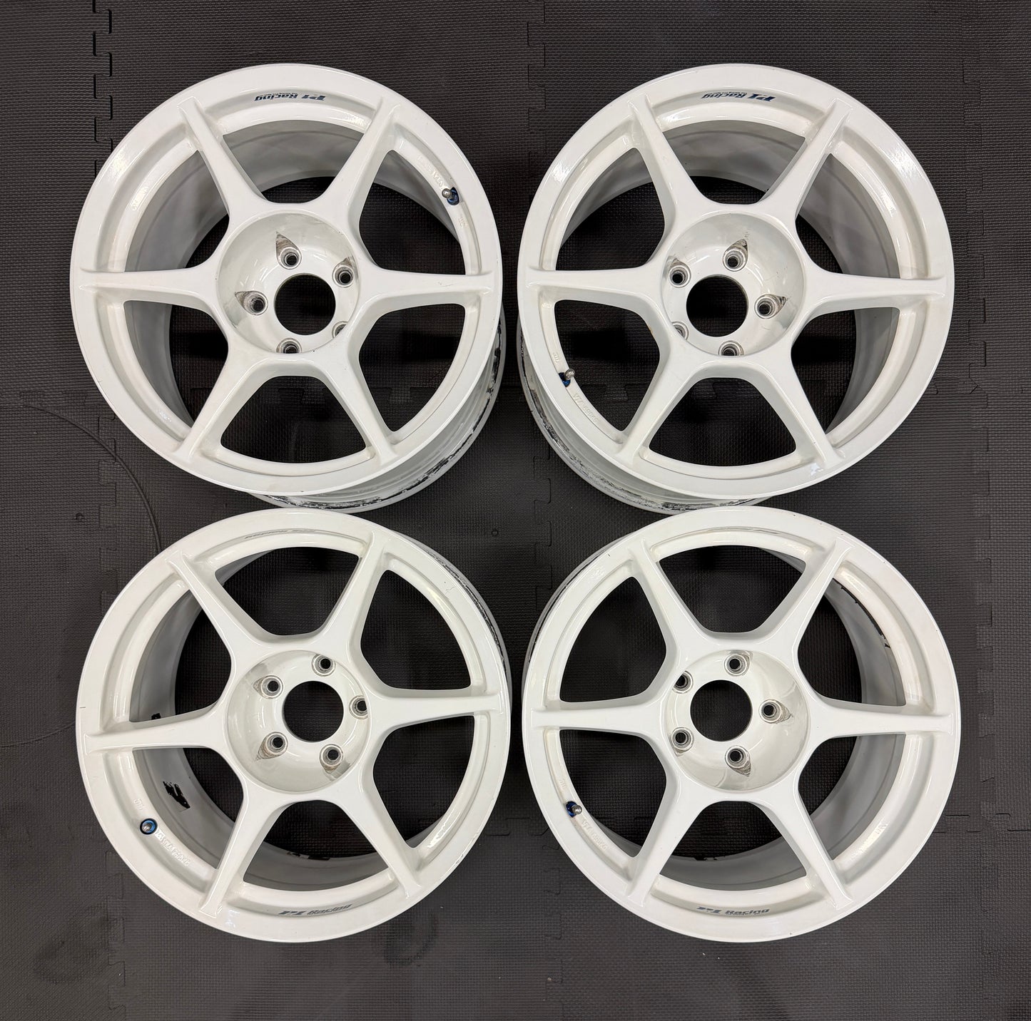Buddy Club P1 GTR Sizing (17") SET
