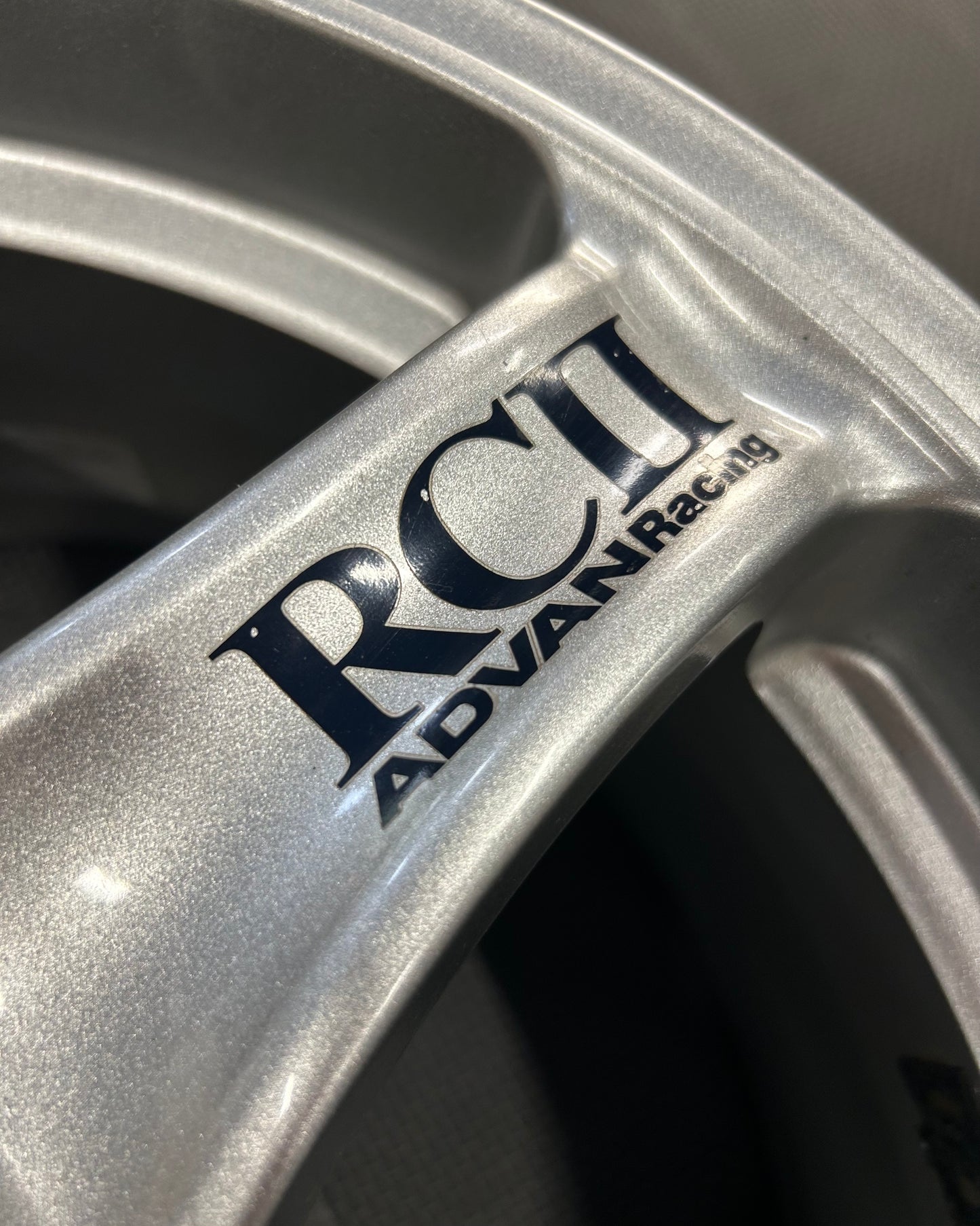 Advan RCII (16x7J, 45)