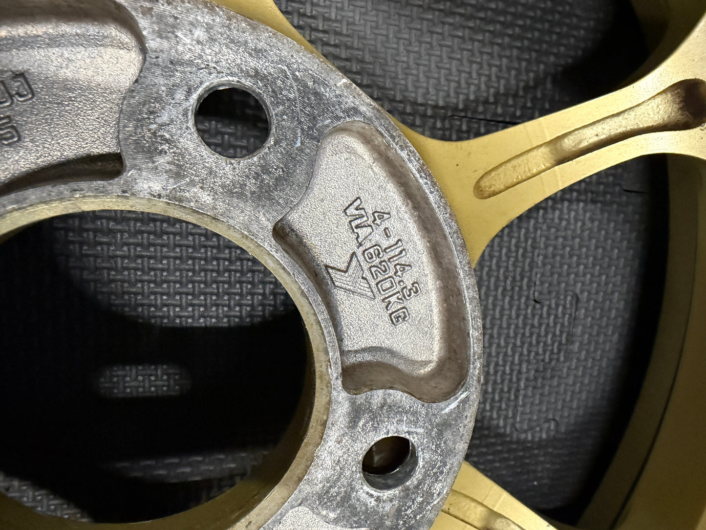 Advan Racing RG1 (16") SET