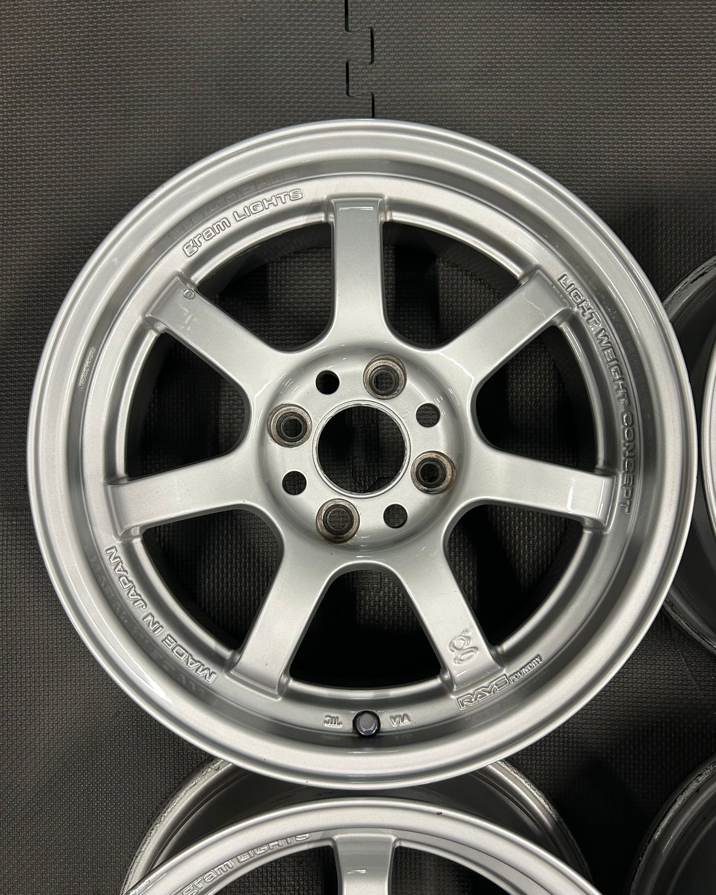 Rays Gram Lights 57S (15")
