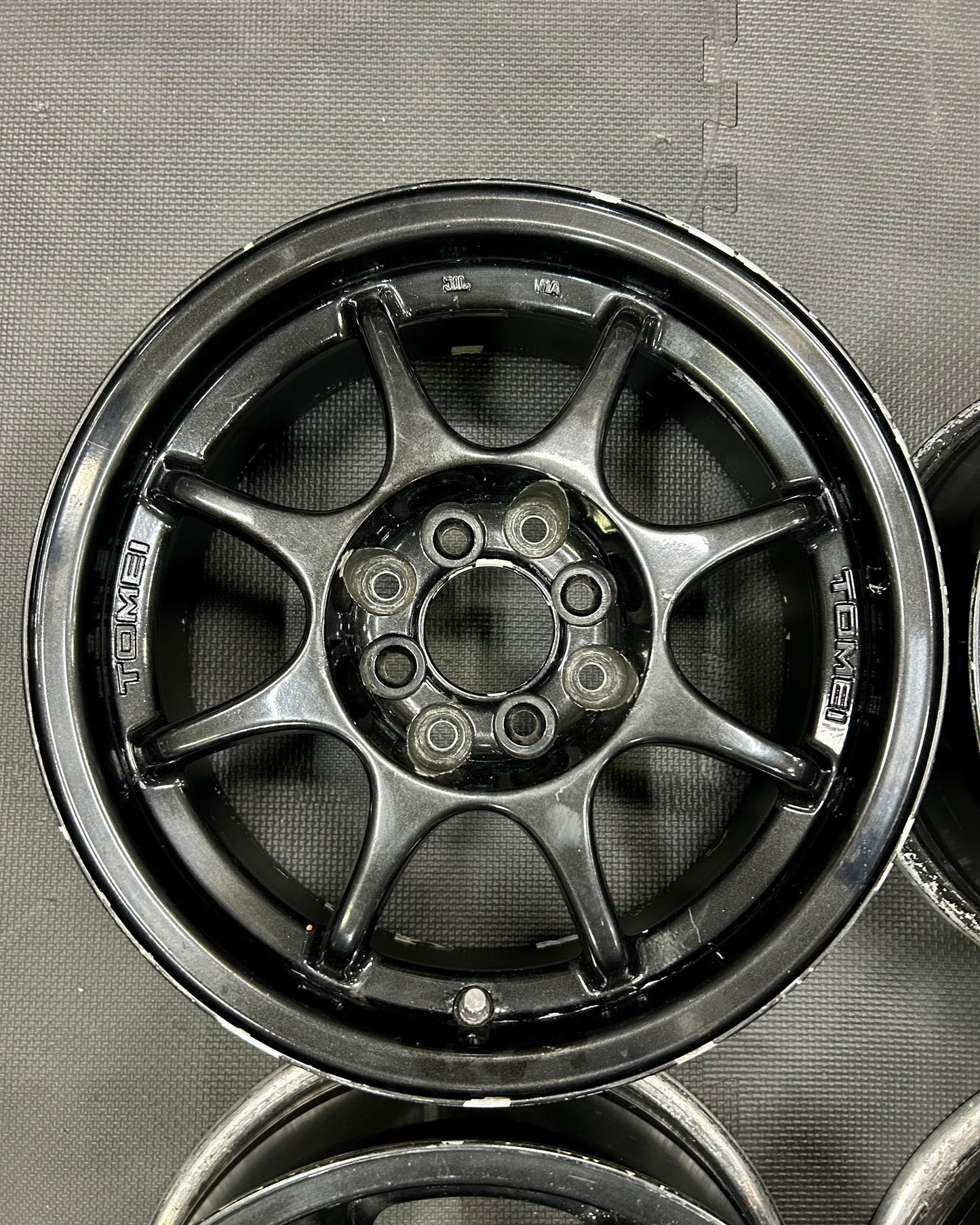 TOMEI 8-Spoke Wheelset