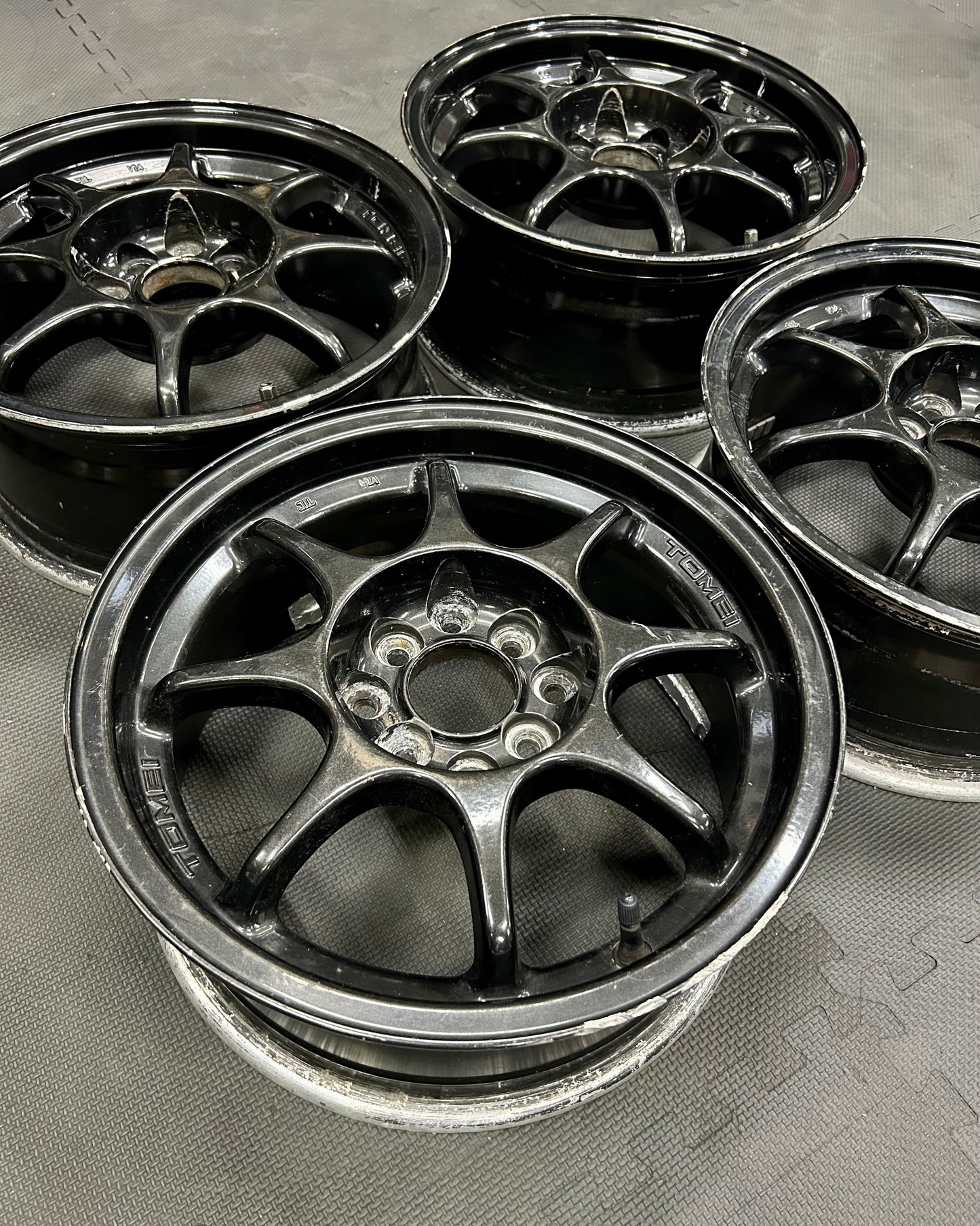 TOMEI 8-Spoke Wheelset
