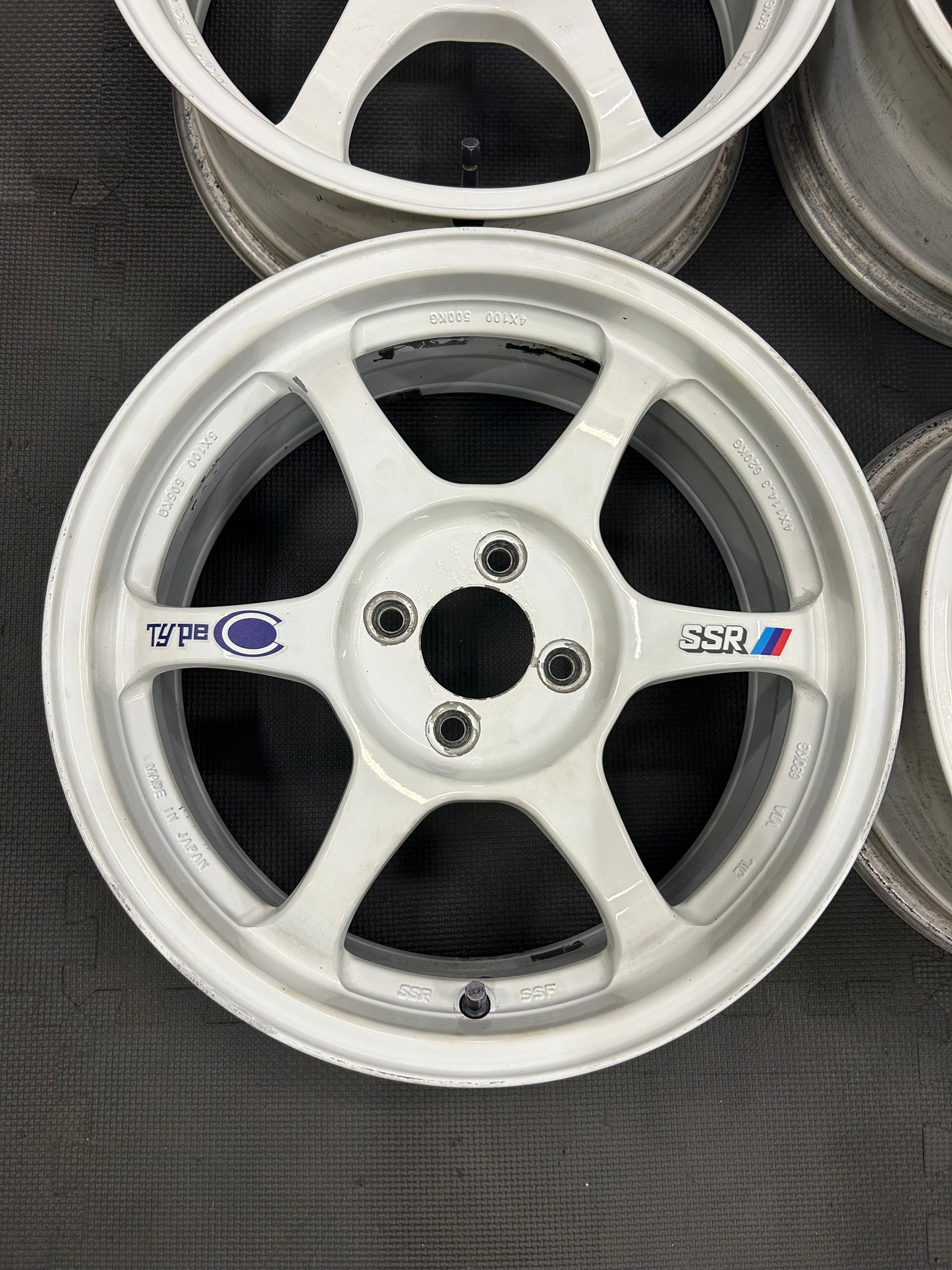 SSR Type-C White (16")