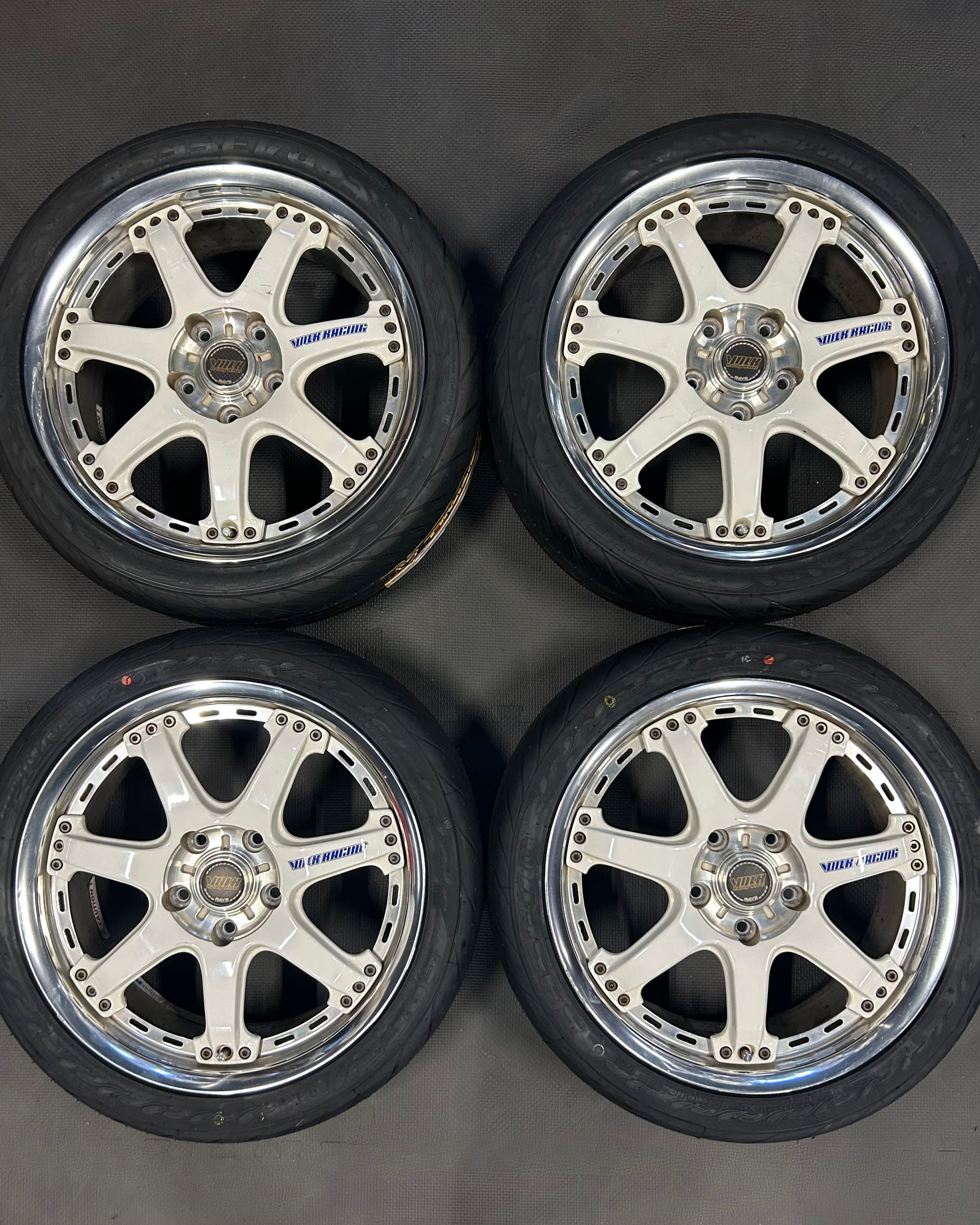 Rays Volk Racing GT-7 (17x7J, +49) – First Joyce