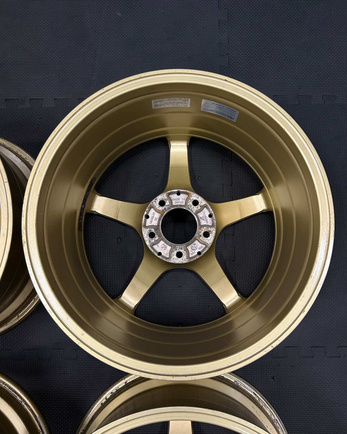 Advan TC II - 18", 9.5J, +12